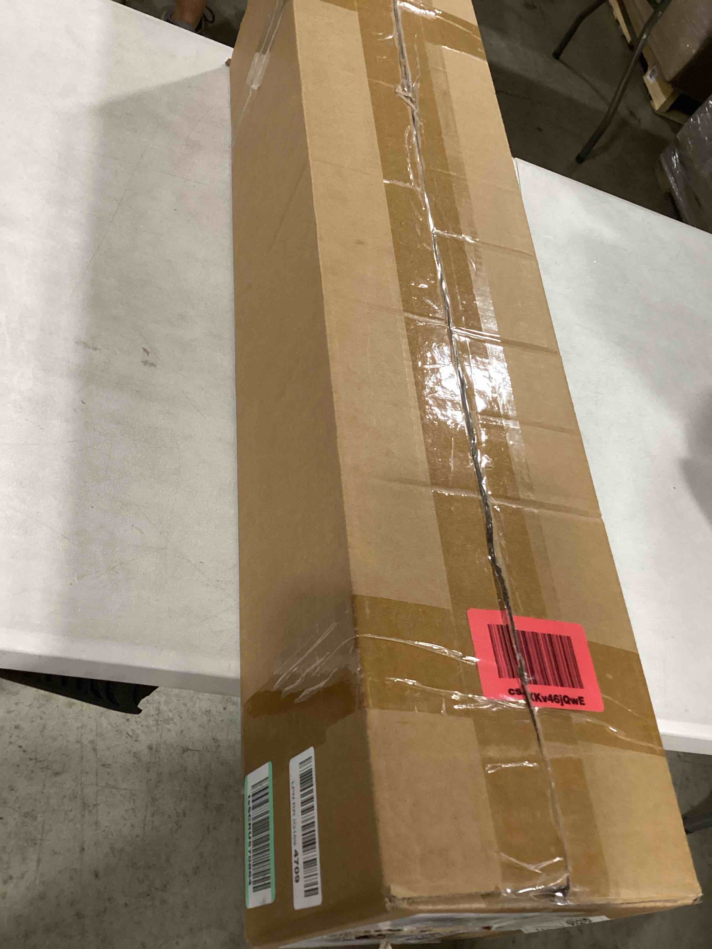 https://s3.amazonaws.com/lotting-images-prod/bidfta/RED6075251_1717434288528.jpeg