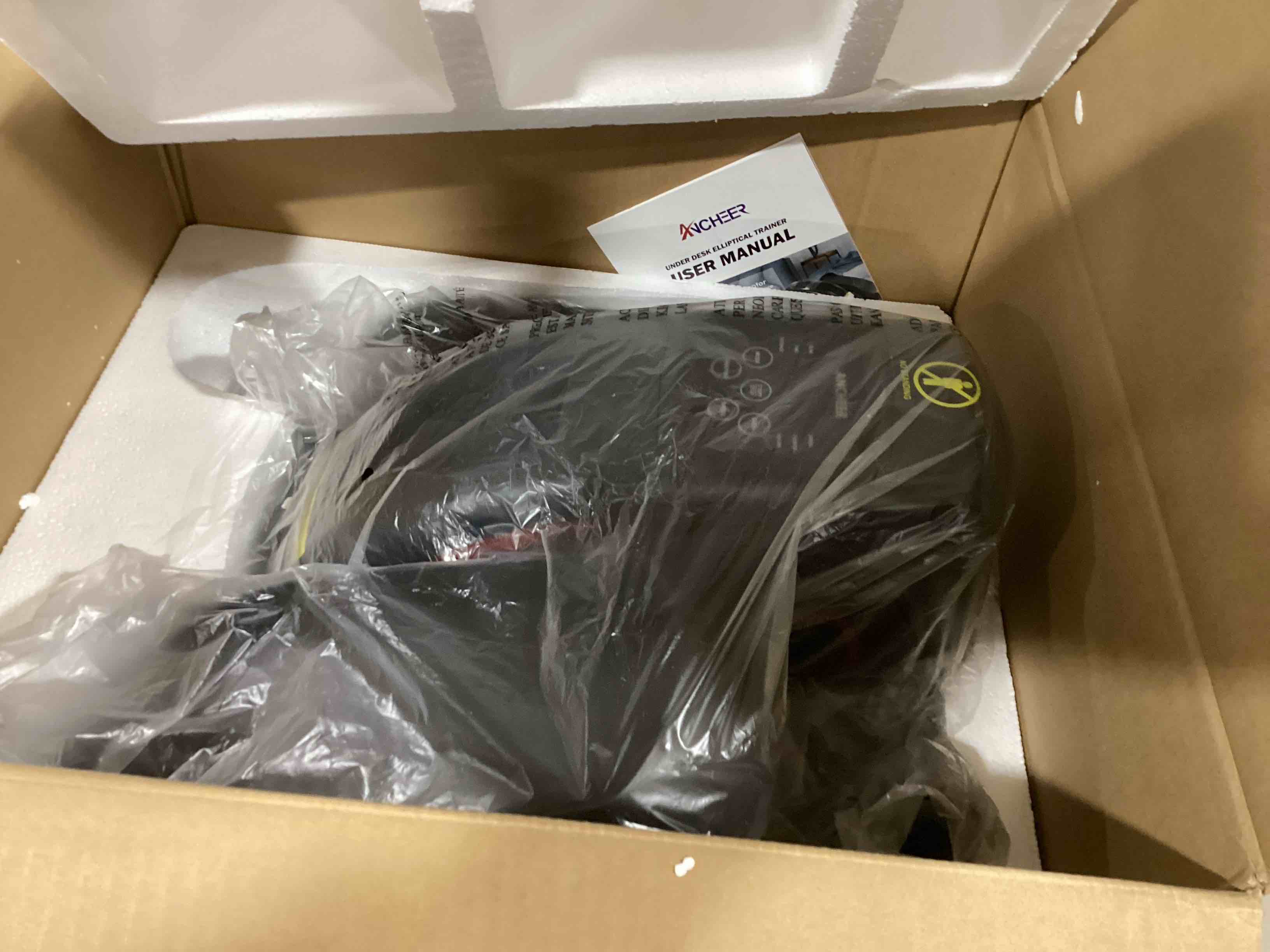 https://s3.amazonaws.com/lotting-images-prod/bidfta/RED6075258_1717435091072.jpeg
