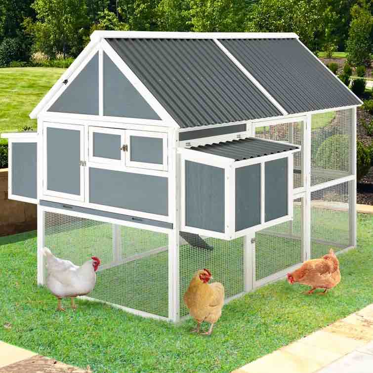 Fleetwood 40.2 Square Feet Chicken Coop with Chicken Run For Up To 10 Chickens, (Incomplete// Only 1 Box ) 