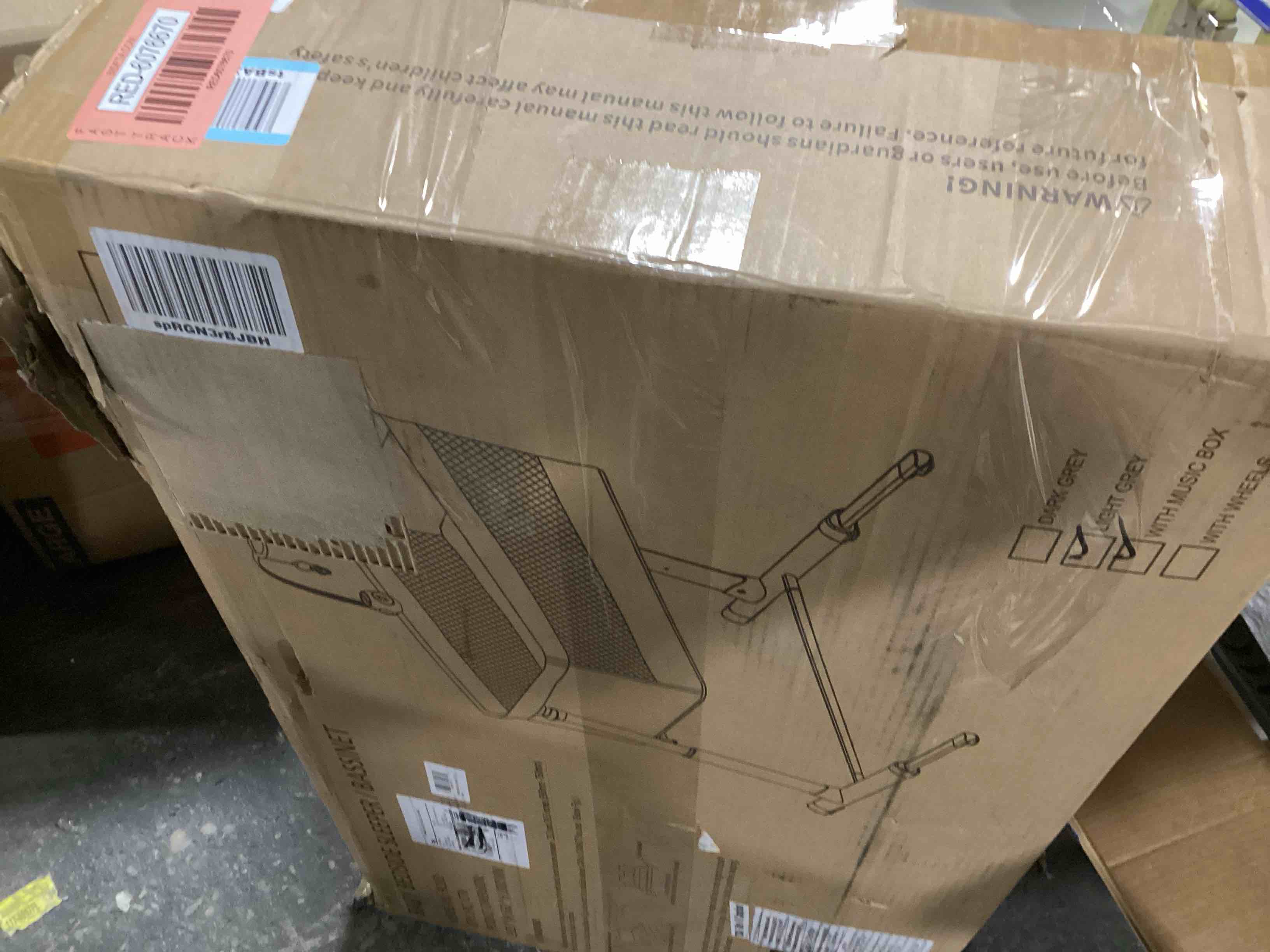 https://s3.amazonaws.com/lotting-images-prod/bidfta/RED6076670_1714144837532.jpeg