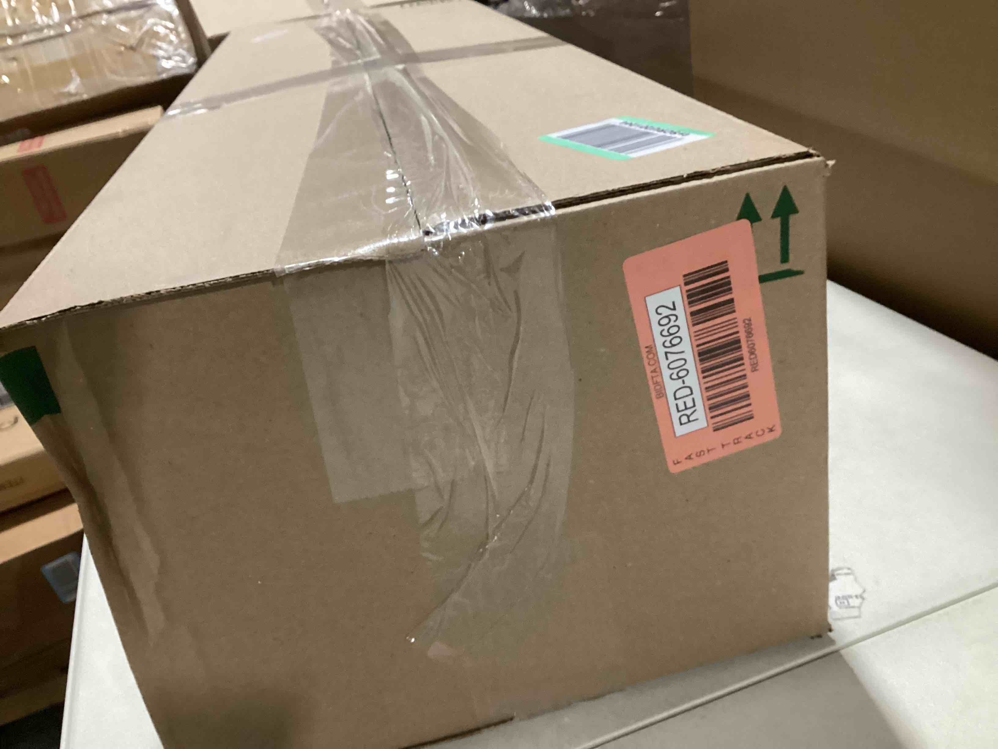 https://s3.amazonaws.com/lotting-images-prod/bidfta/RED6076692_1714152131359.jpeg