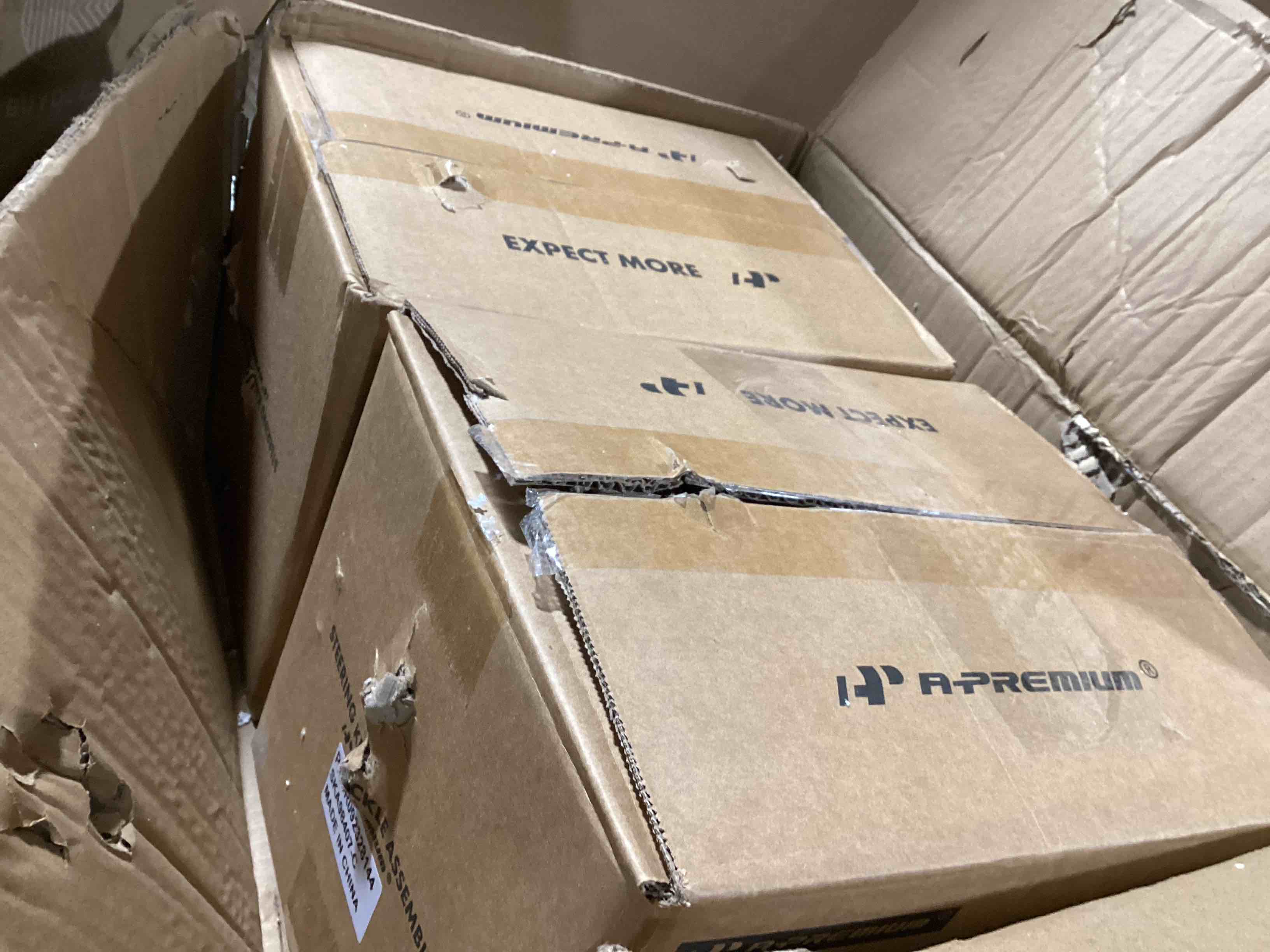 https://s3.amazonaws.com/lotting-images-prod/bidfta/RED6076695_1714152323592.jpeg