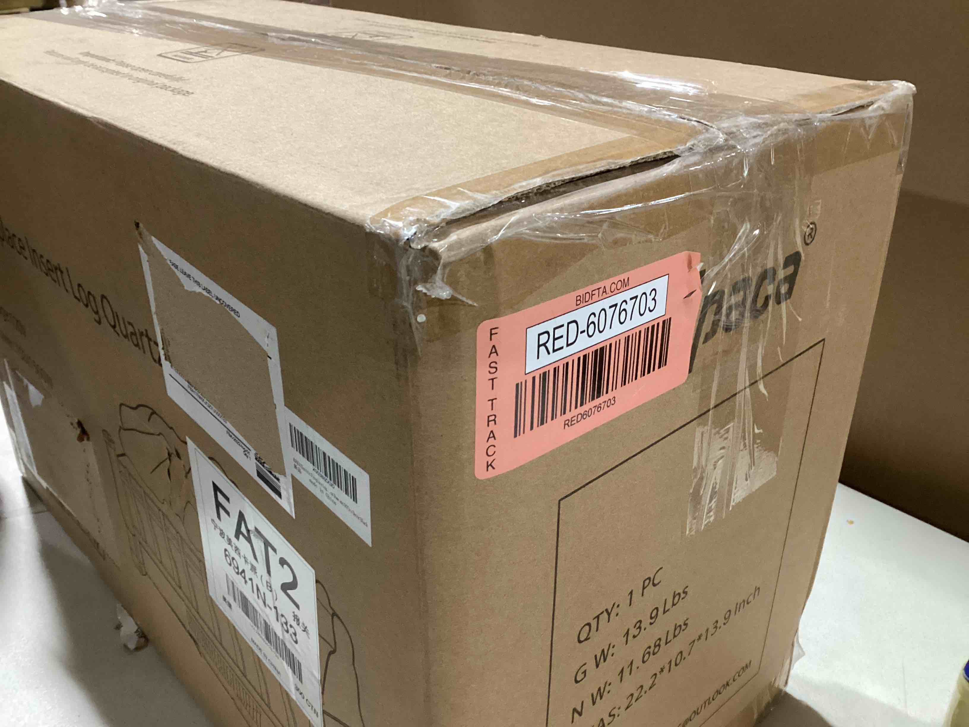 https://s3.amazonaws.com/lotting-images-prod/bidfta/RED6076703_1714153795624.jpeg