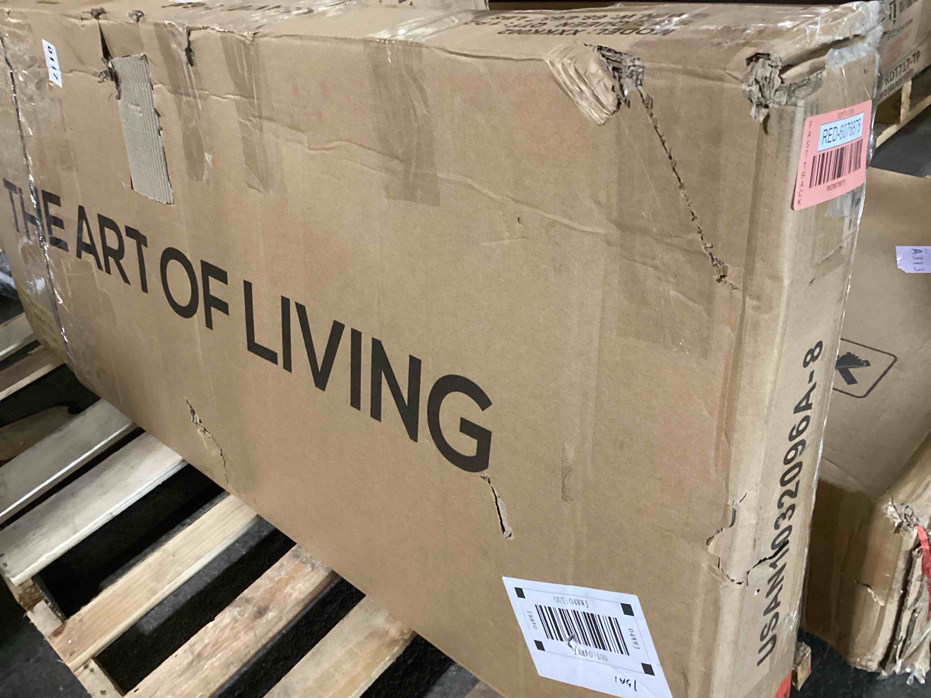 https://s3.amazonaws.com/lotting-images-prod/bidfta/RED6076875_1714420032832.jpeg
