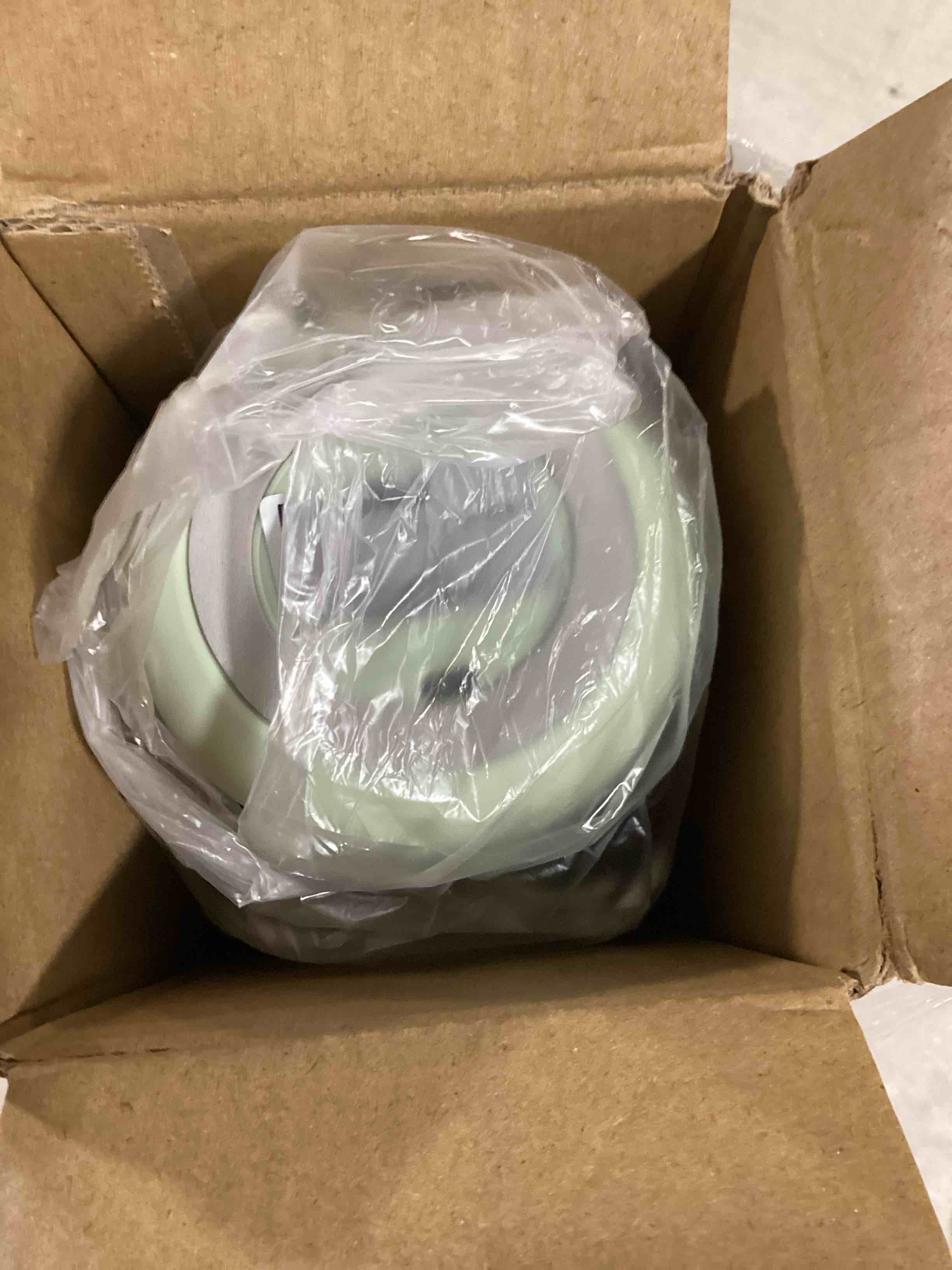 https://s3.amazonaws.com/lotting-images-prod/bidfta/RED6077532_1711734277224.jpeg