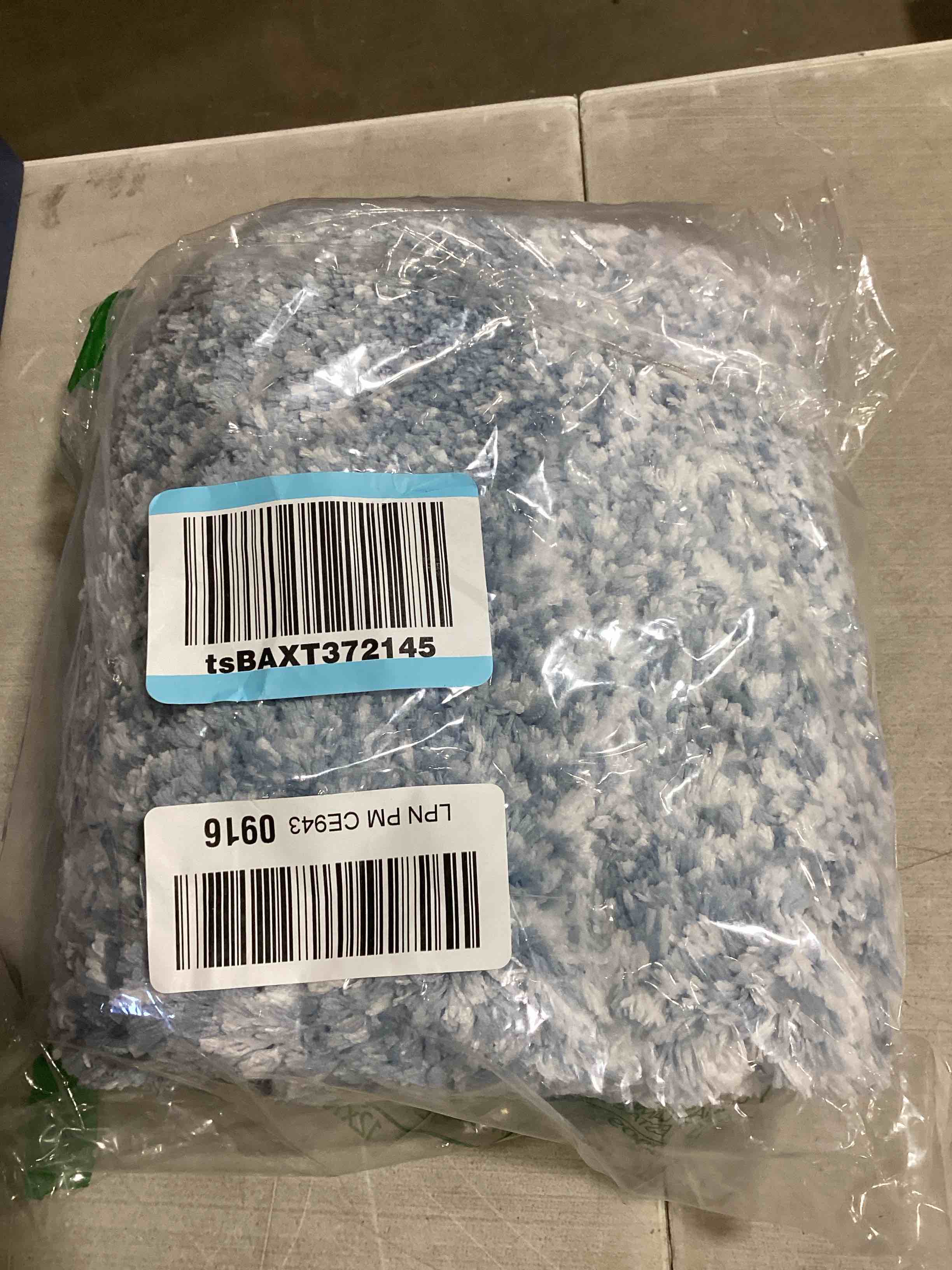 https://s3.amazonaws.com/lotting-images-prod/bidfta/RED6077562_1711740308725.jpeg