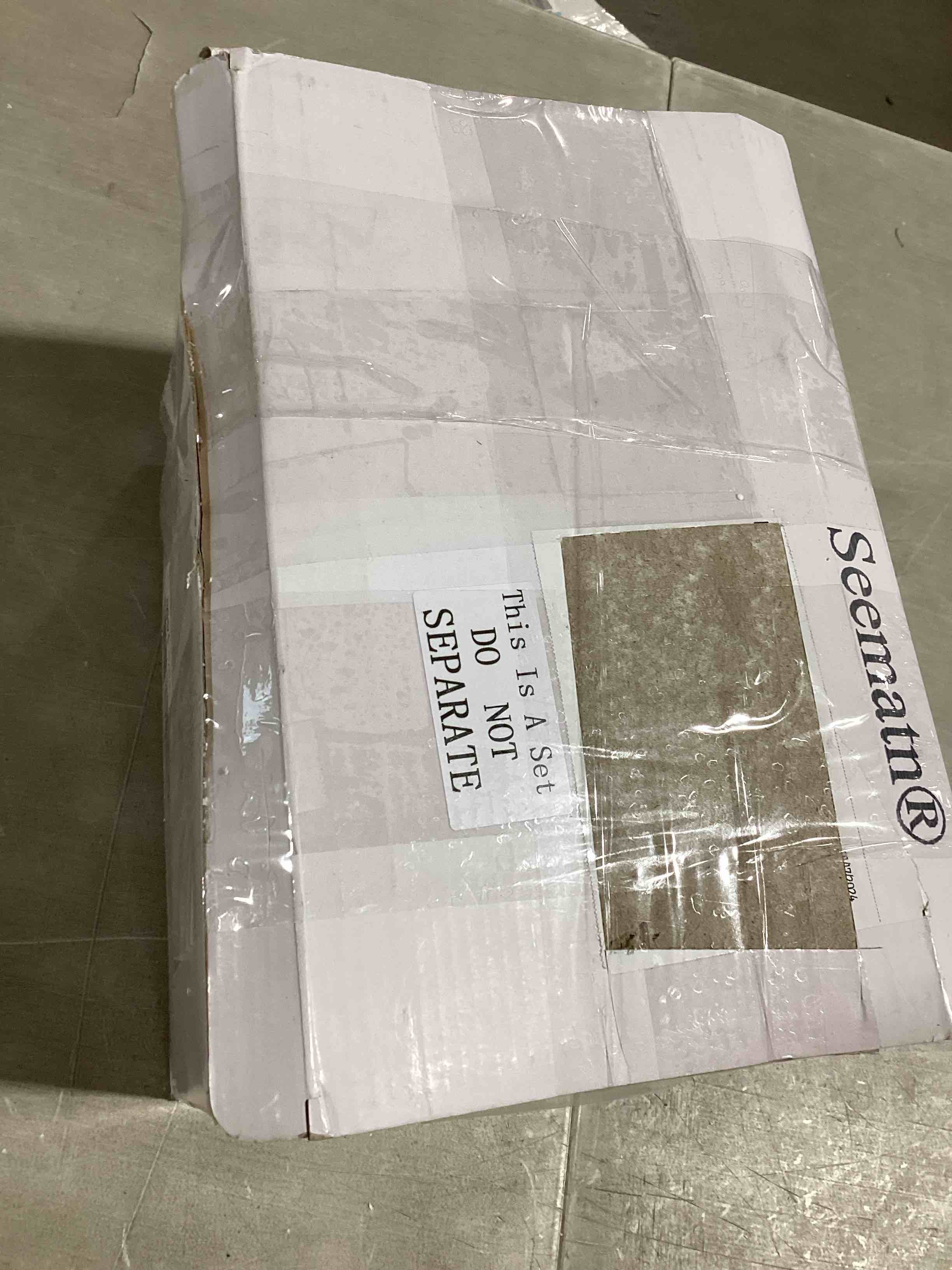 https://s3.amazonaws.com/lotting-images-prod/bidfta/RED6077605_1711975148007.jpeg