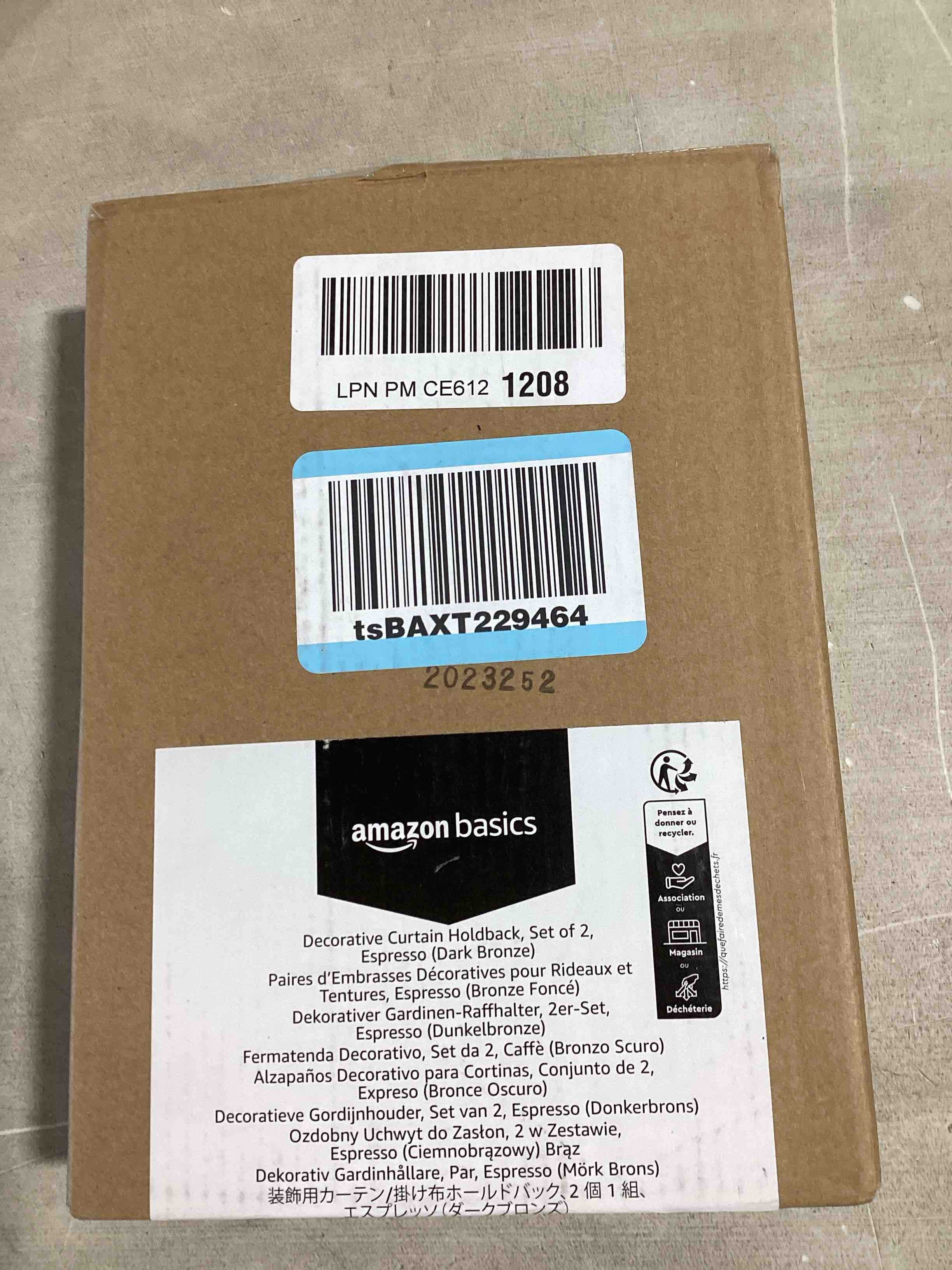 https://s3.amazonaws.com/lotting-images-prod/bidfta/RED6077953_1712250326784.jpeg