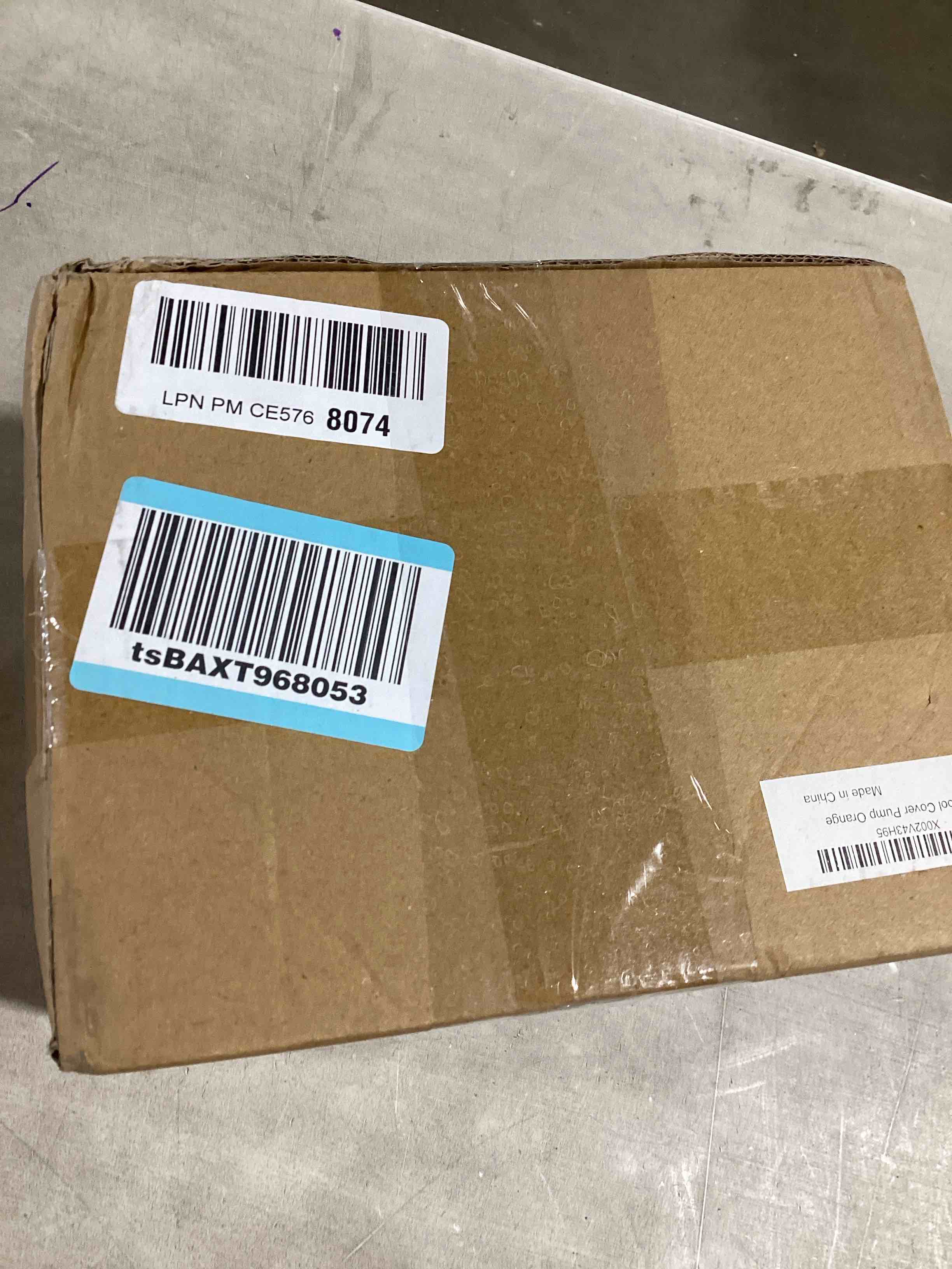 https://s3.amazonaws.com/lotting-images-prod/bidfta/RED6077957_1712250643717.jpeg