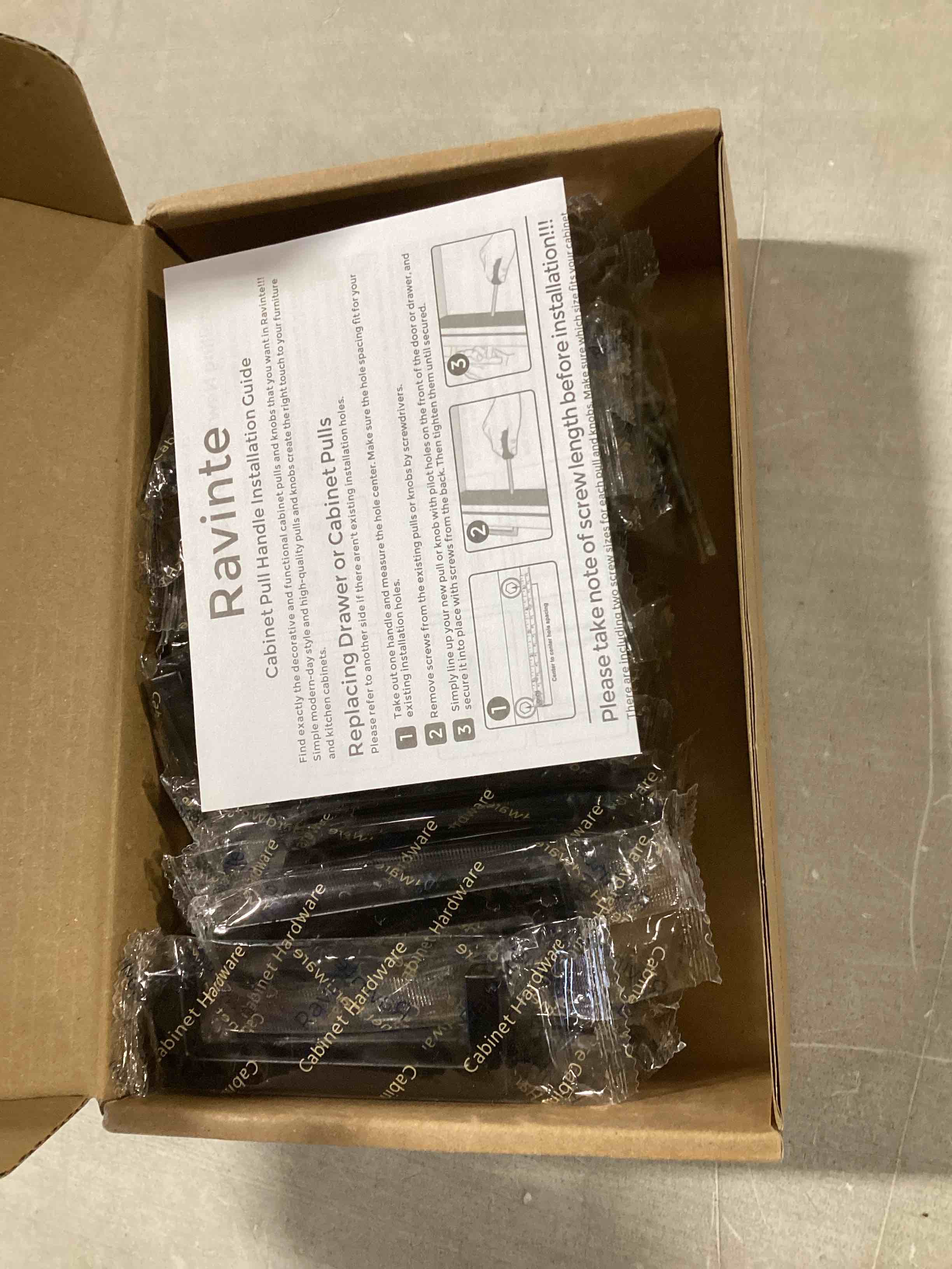 https://s3.amazonaws.com/lotting-images-prod/bidfta/RED6078250_1712582719878.jpeg