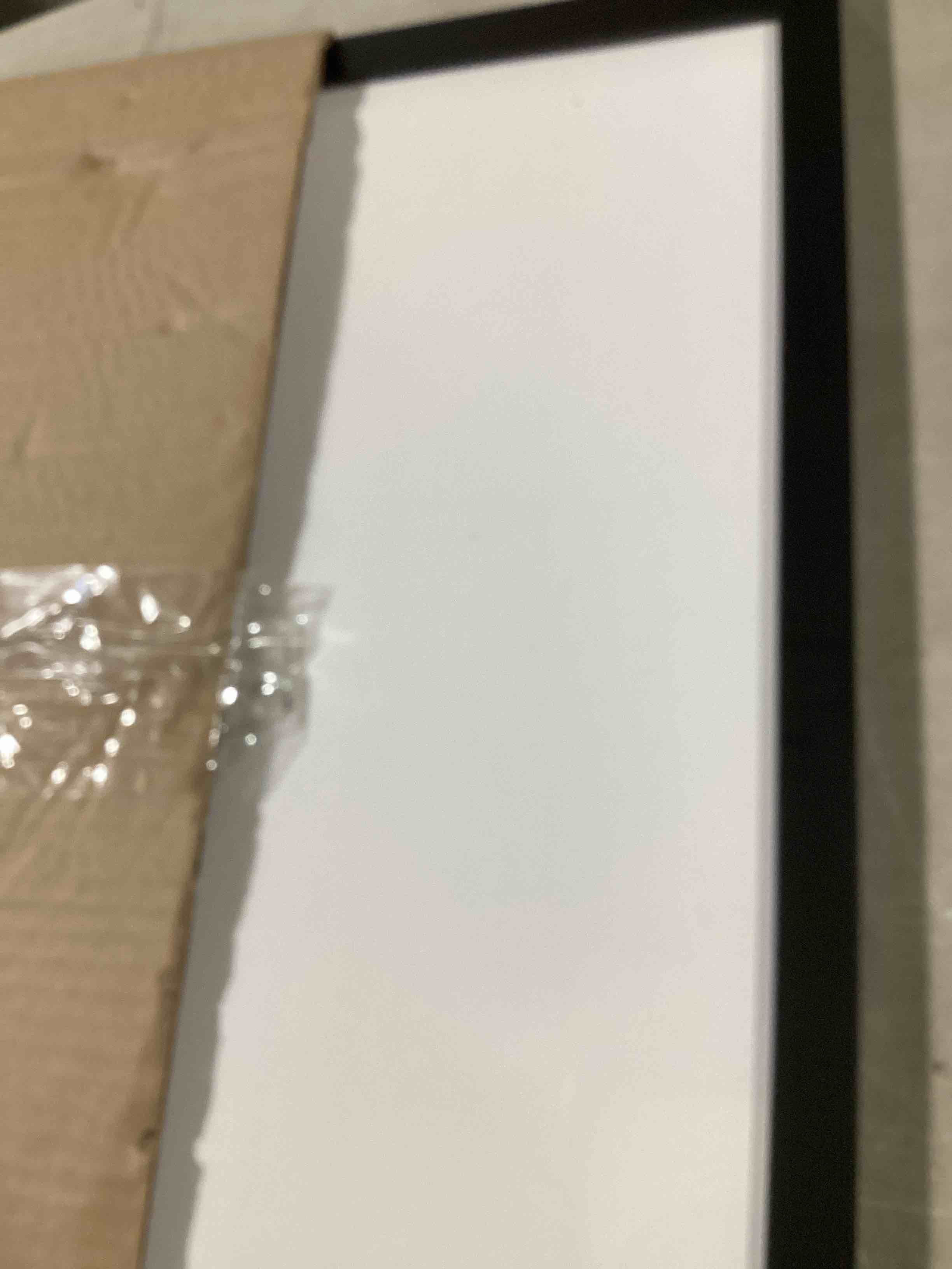 https://s3.amazonaws.com/lotting-images-prod/bidfta/RED6078256_1712583388365.jpeg