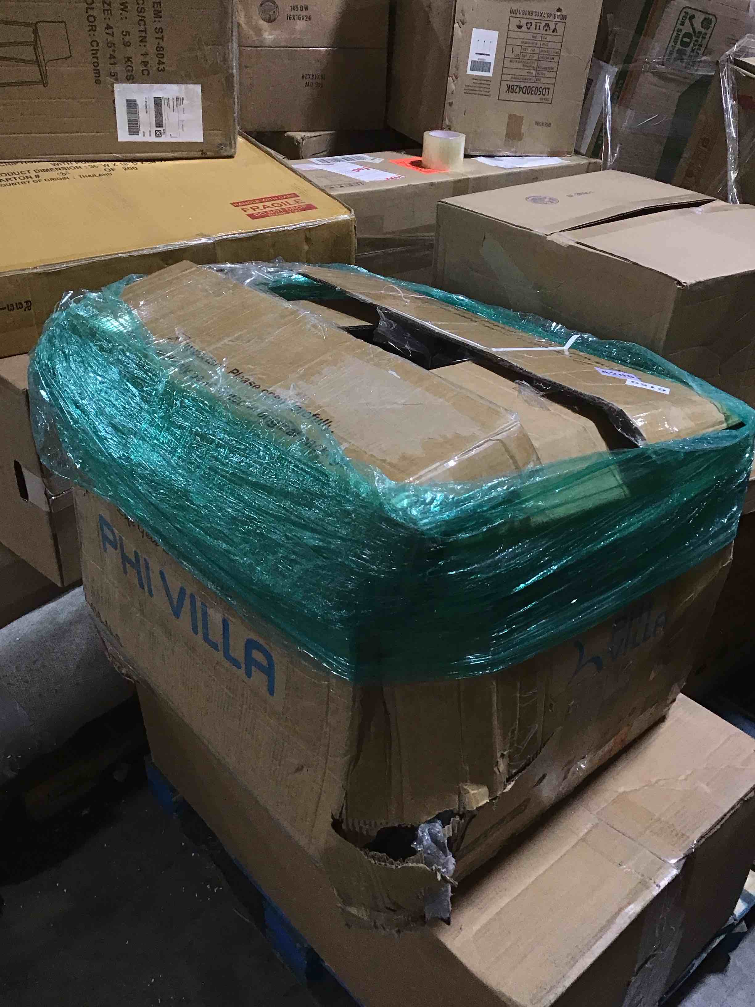 https://s3.amazonaws.com/lotting-images-prod/bidfta/RED6078616_1711640146452.jpeg