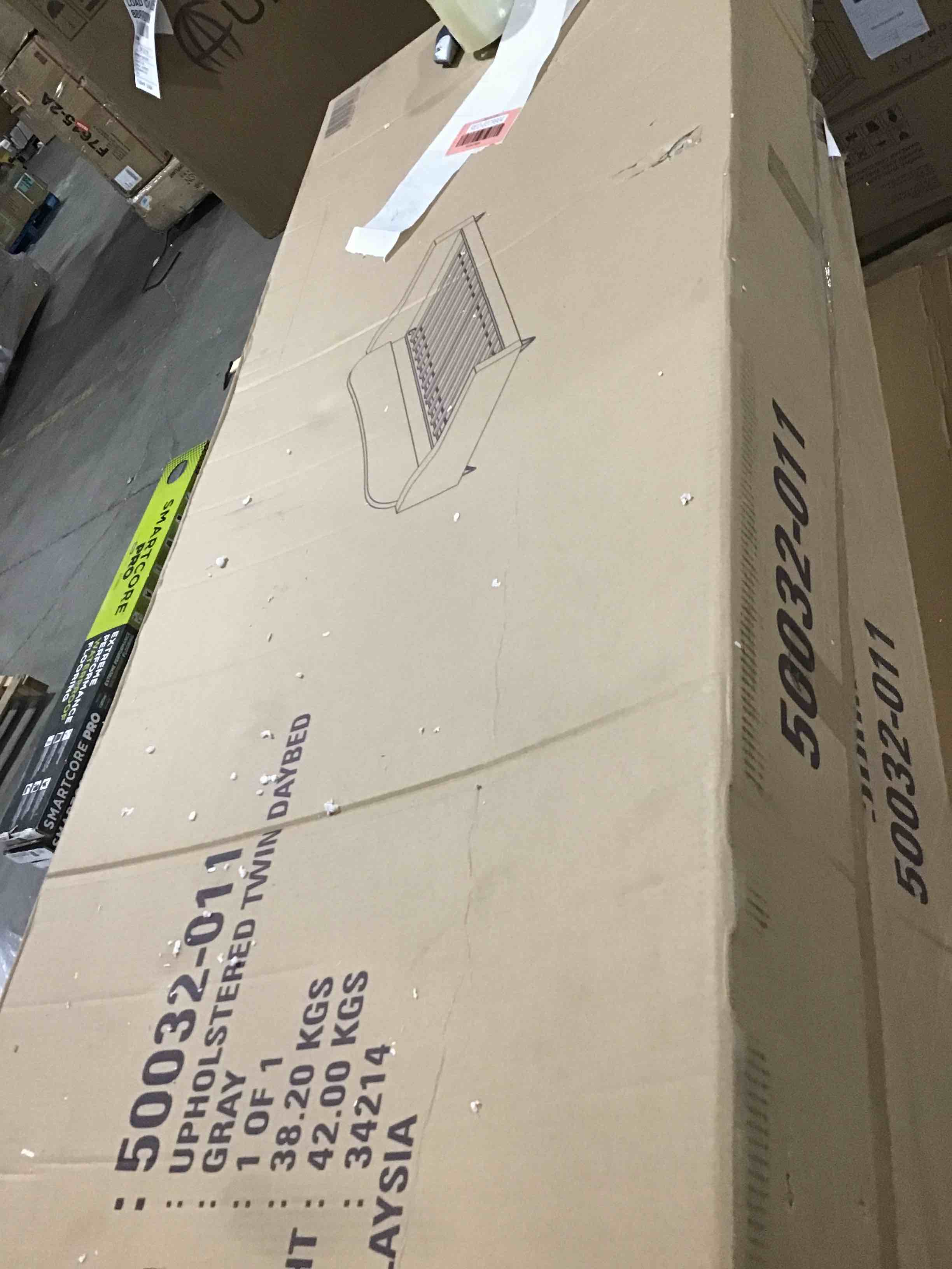https://s3.amazonaws.com/lotting-images-prod/bidfta/RED6079917_1713804389546.jpeg