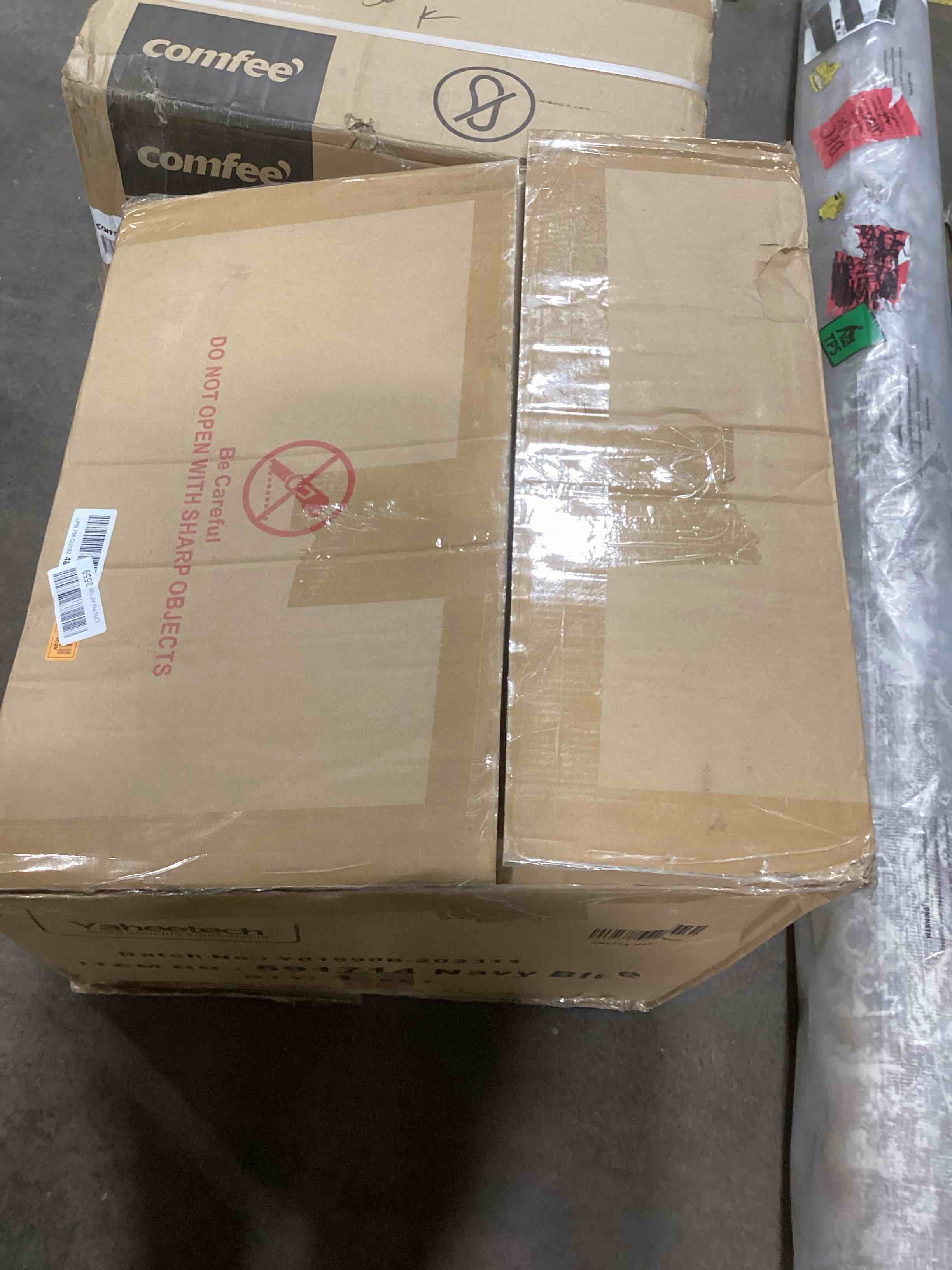 https://s3.amazonaws.com/lotting-images-prod/bidfta/RED6080184_1718113826048.jpeg