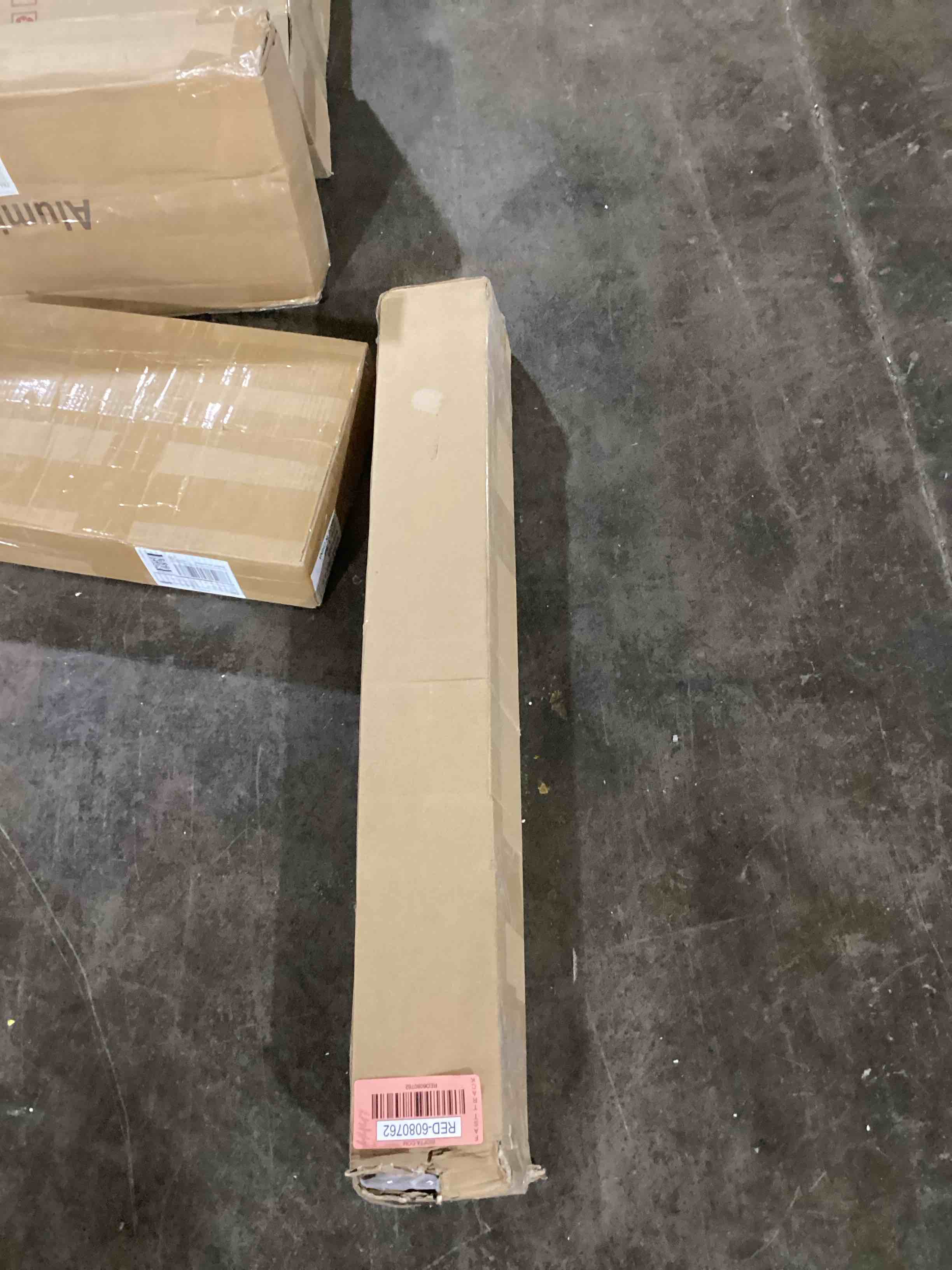 https://s3.amazonaws.com/lotting-images-prod/bidfta/RED6080762_1718194482624.jpeg