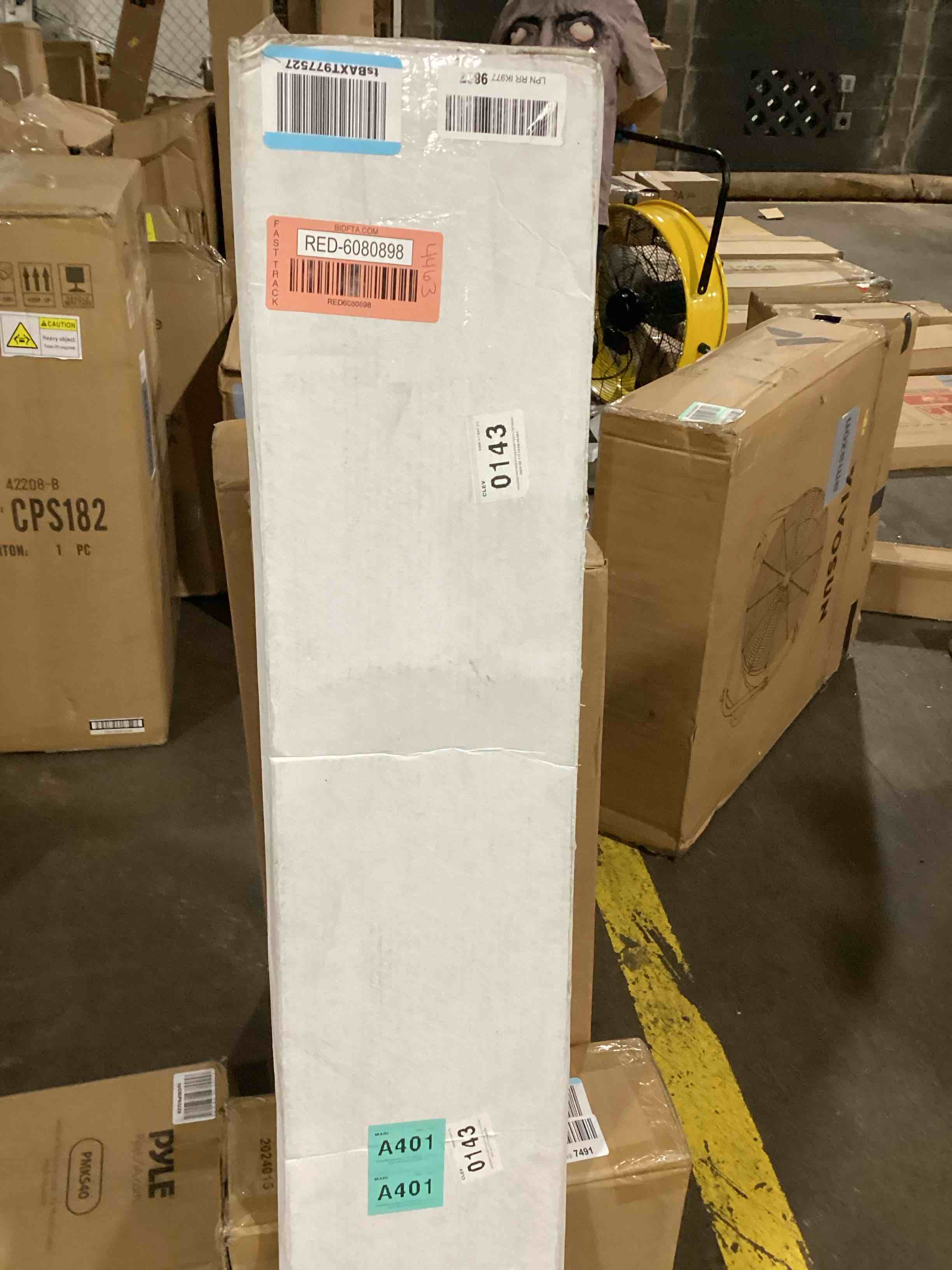 https://s3.amazonaws.com/lotting-images-prod/bidfta/RED6080898_1718204050623.jpeg