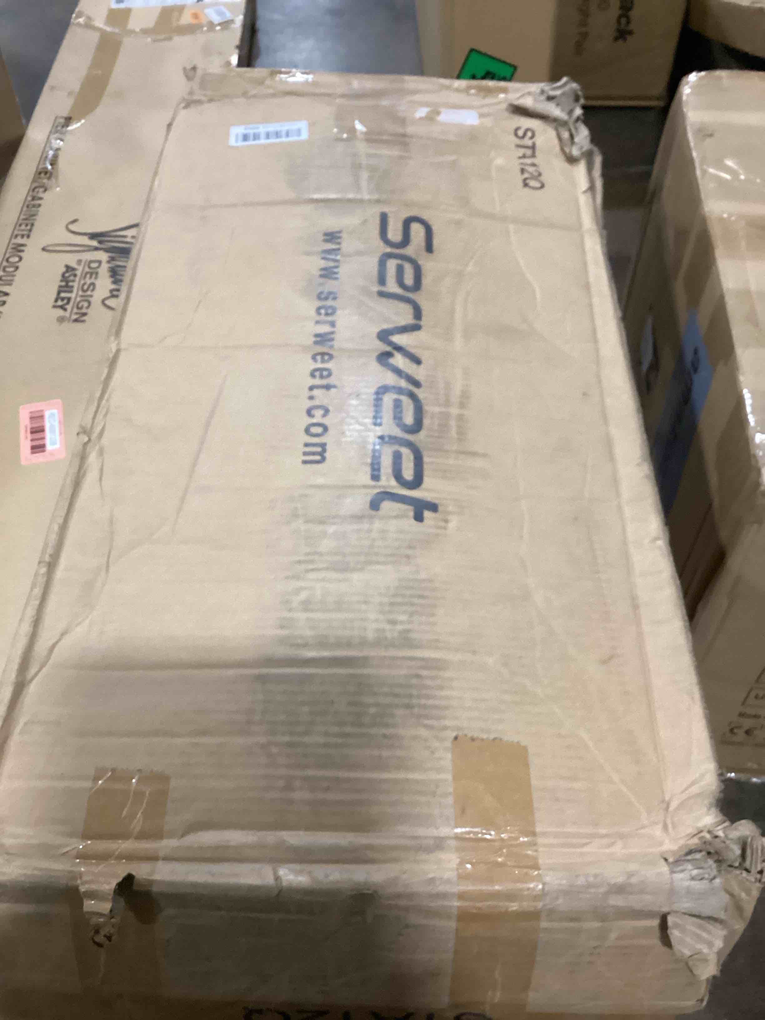 https://s3.amazonaws.com/lotting-images-prod/bidfta/RED6081336_1718653212627.jpeg