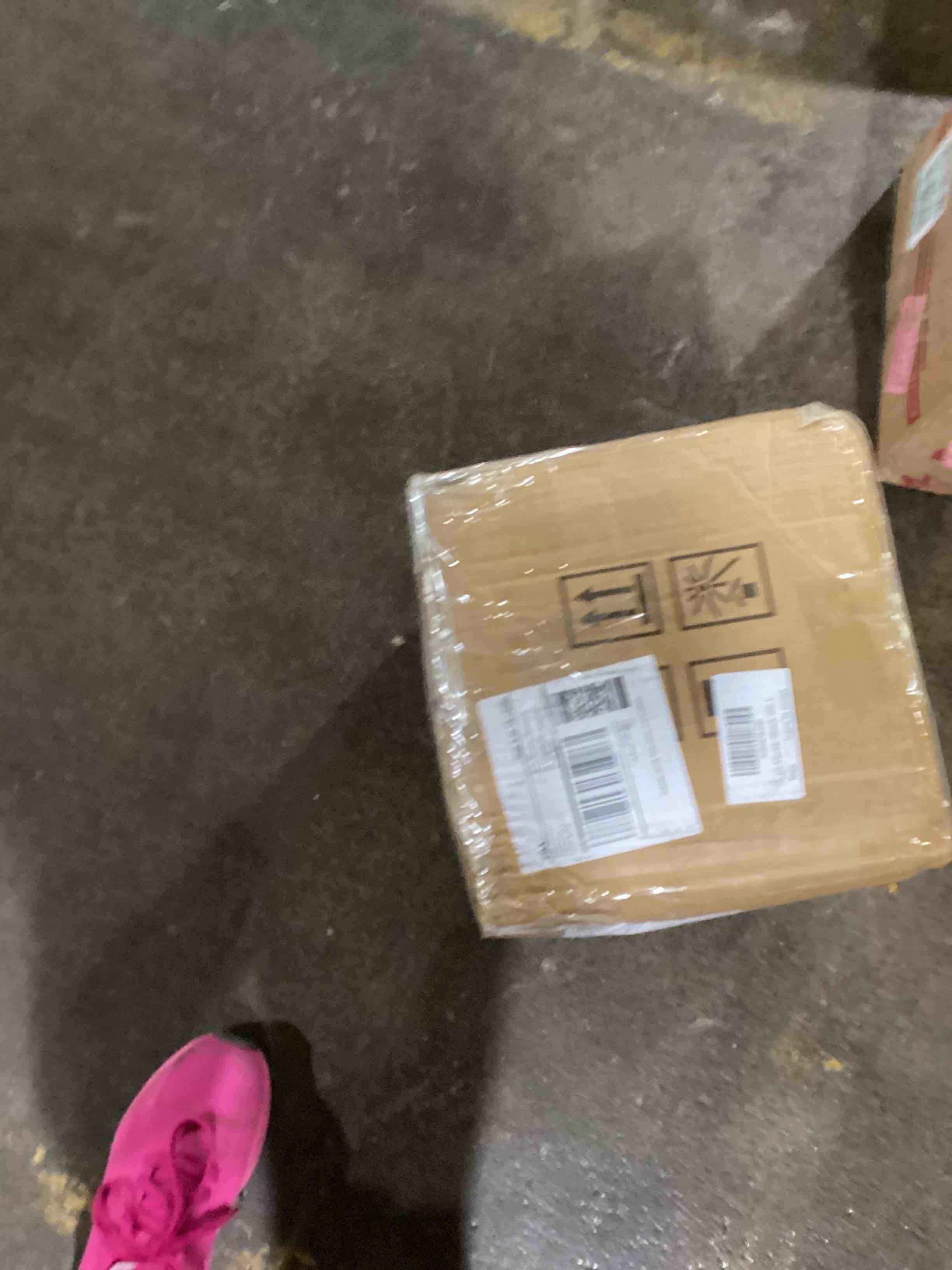 https://s3.amazonaws.com/lotting-images-prod/bidfta/RED6081840_1718723448076.jpeg