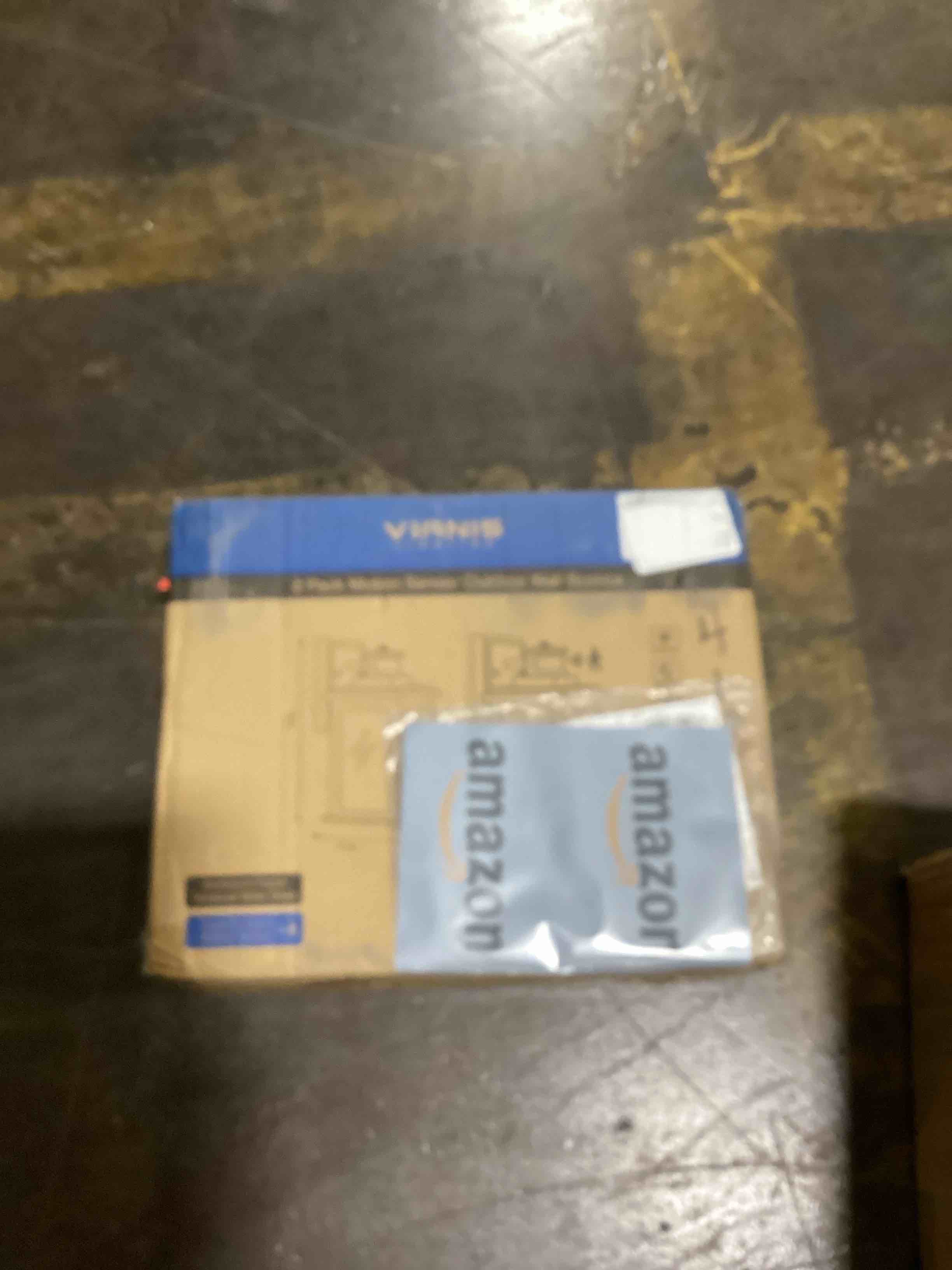 https://s3.amazonaws.com/lotting-images-prod/bidfta/RED6081880_1718724843833.jpeg
