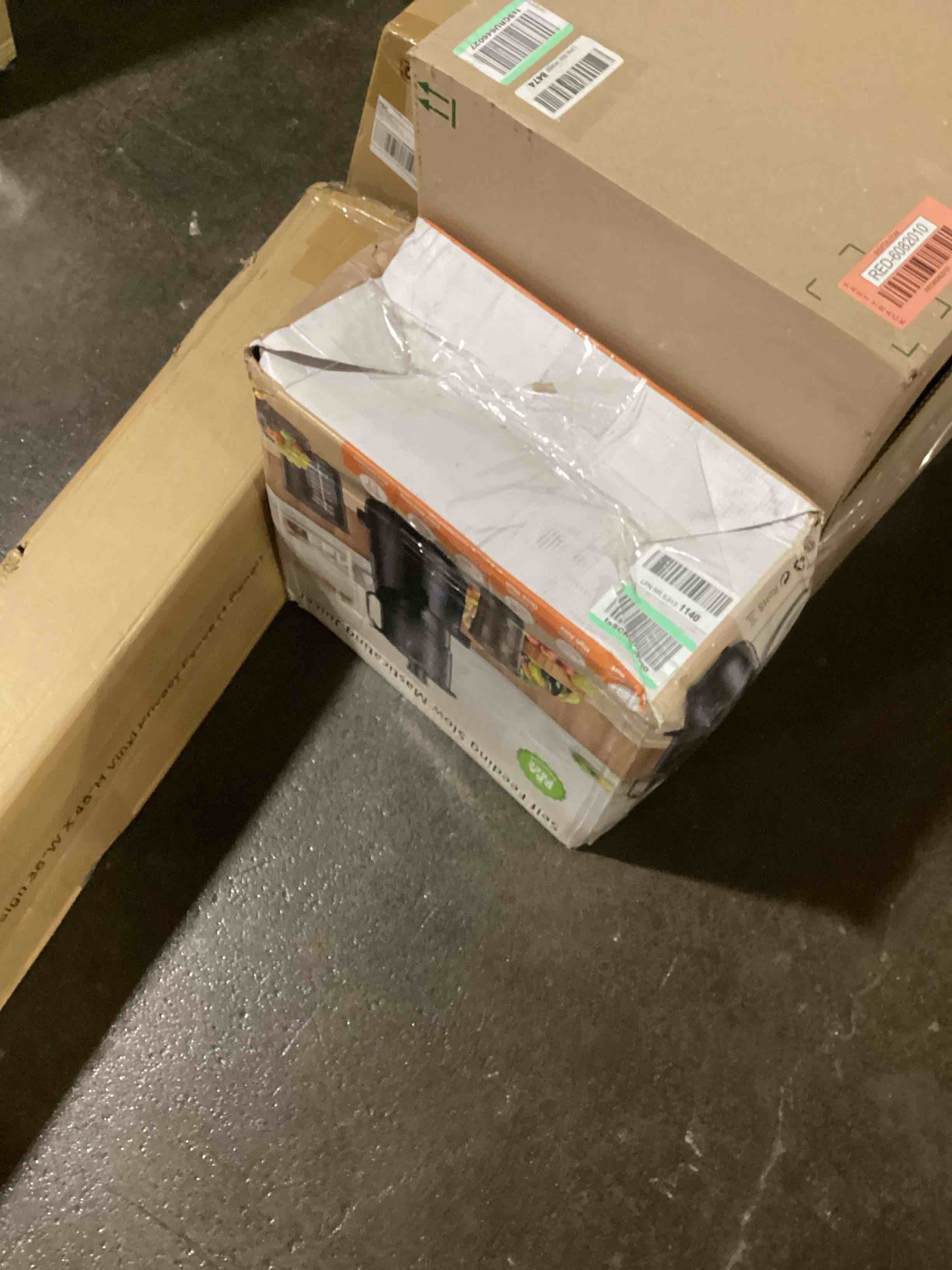 https://s3.amazonaws.com/lotting-images-prod/bidfta/RED6082009_1718737471904.jpeg