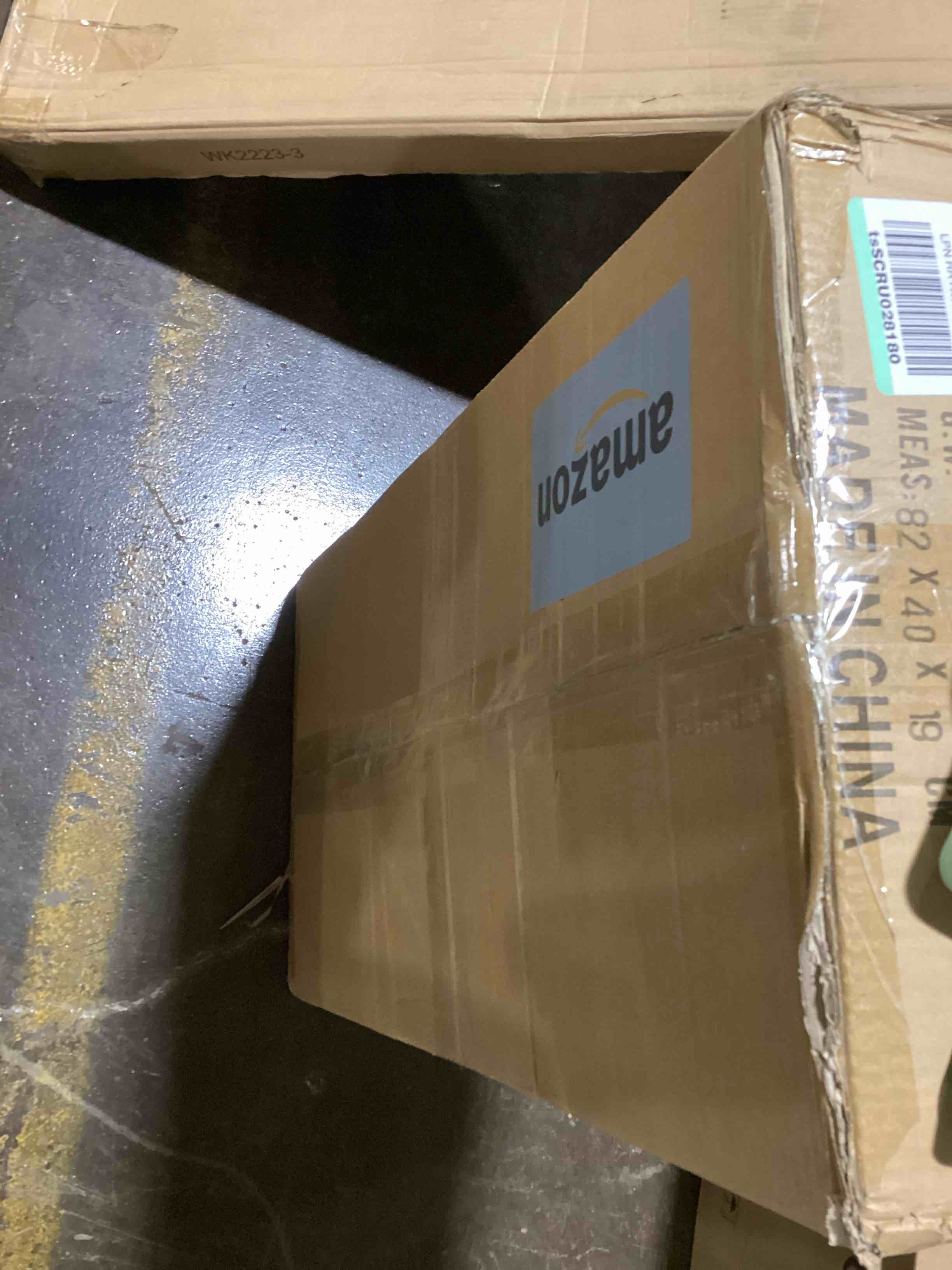 https://s3.amazonaws.com/lotting-images-prod/bidfta/RED6082044_1718738776195.jpeg