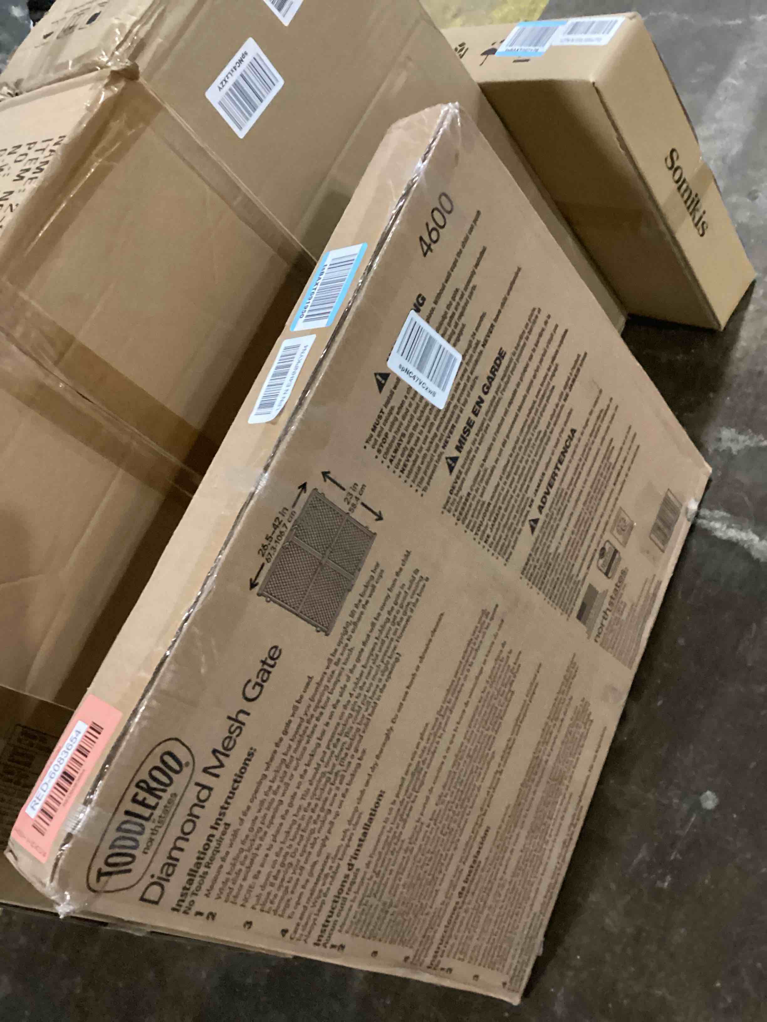 https://s3.amazonaws.com/lotting-images-prod/bidfta/RED6083654_1720713200381.jpeg