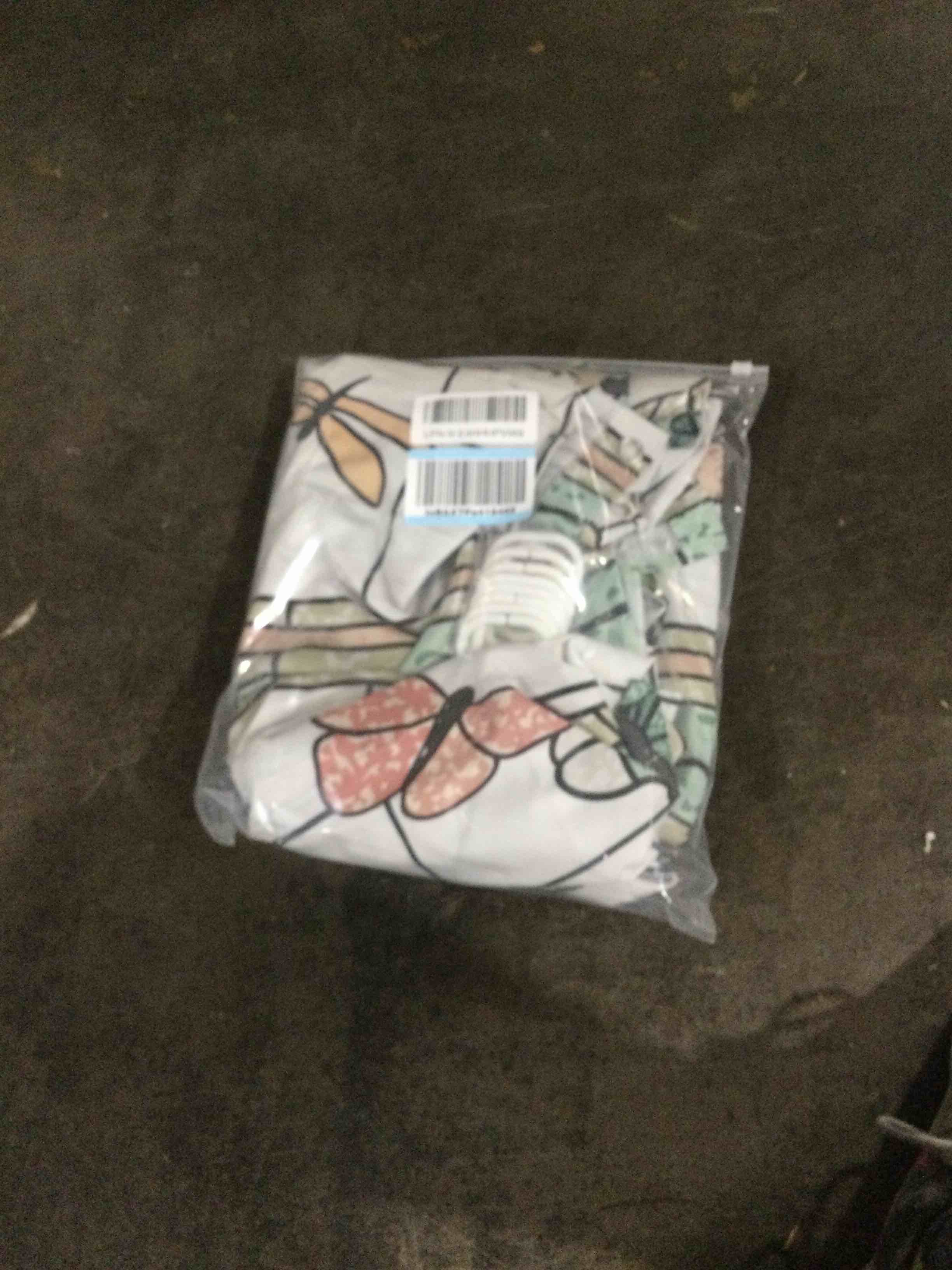 https://s3.amazonaws.com/lotting-images-prod/bidfta/RED6084324_1721408263948.jpeg