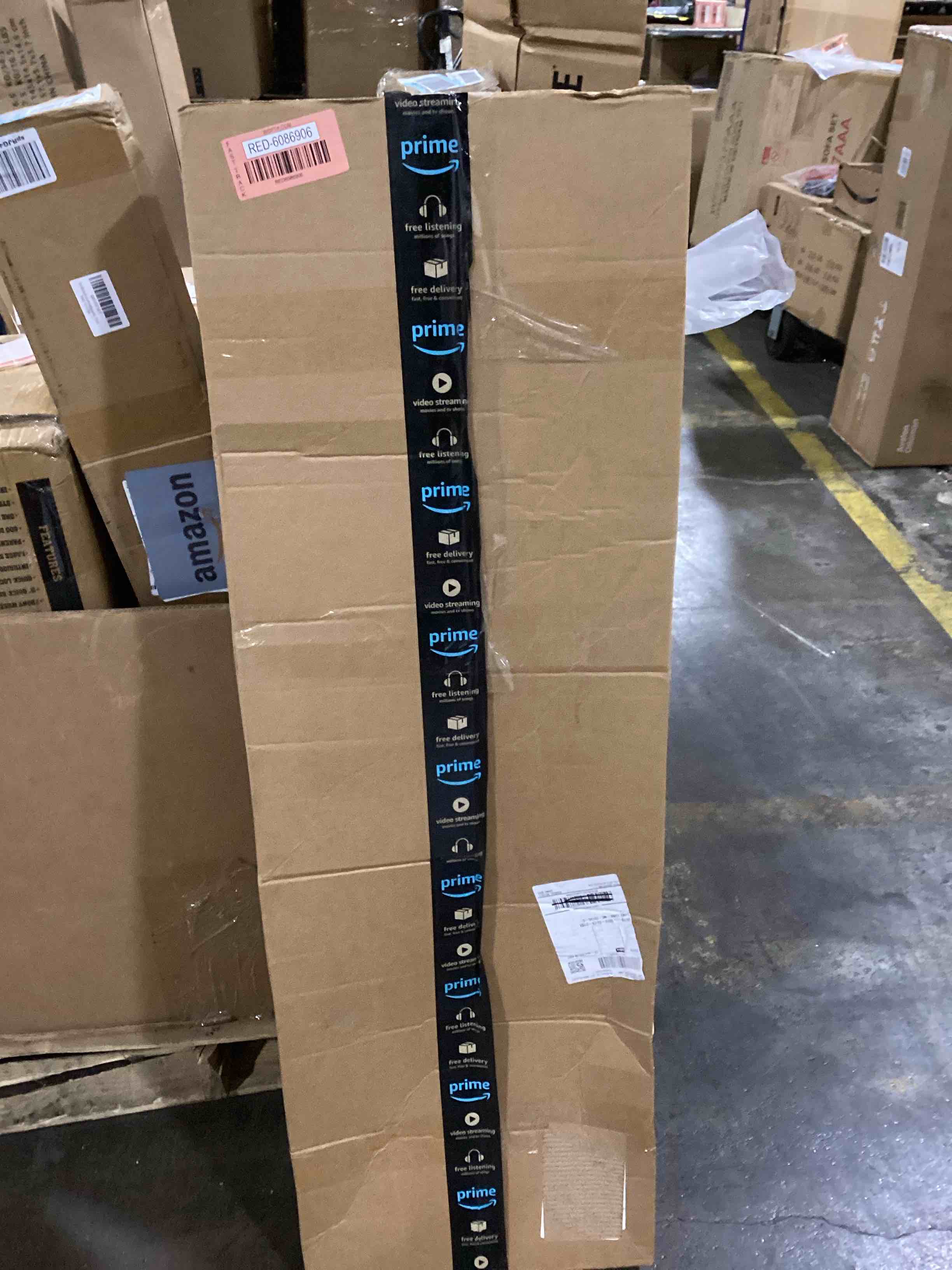 https://s3.amazonaws.com/lotting-images-prod/bidfta/RED6086906_1723580851394.jpeg