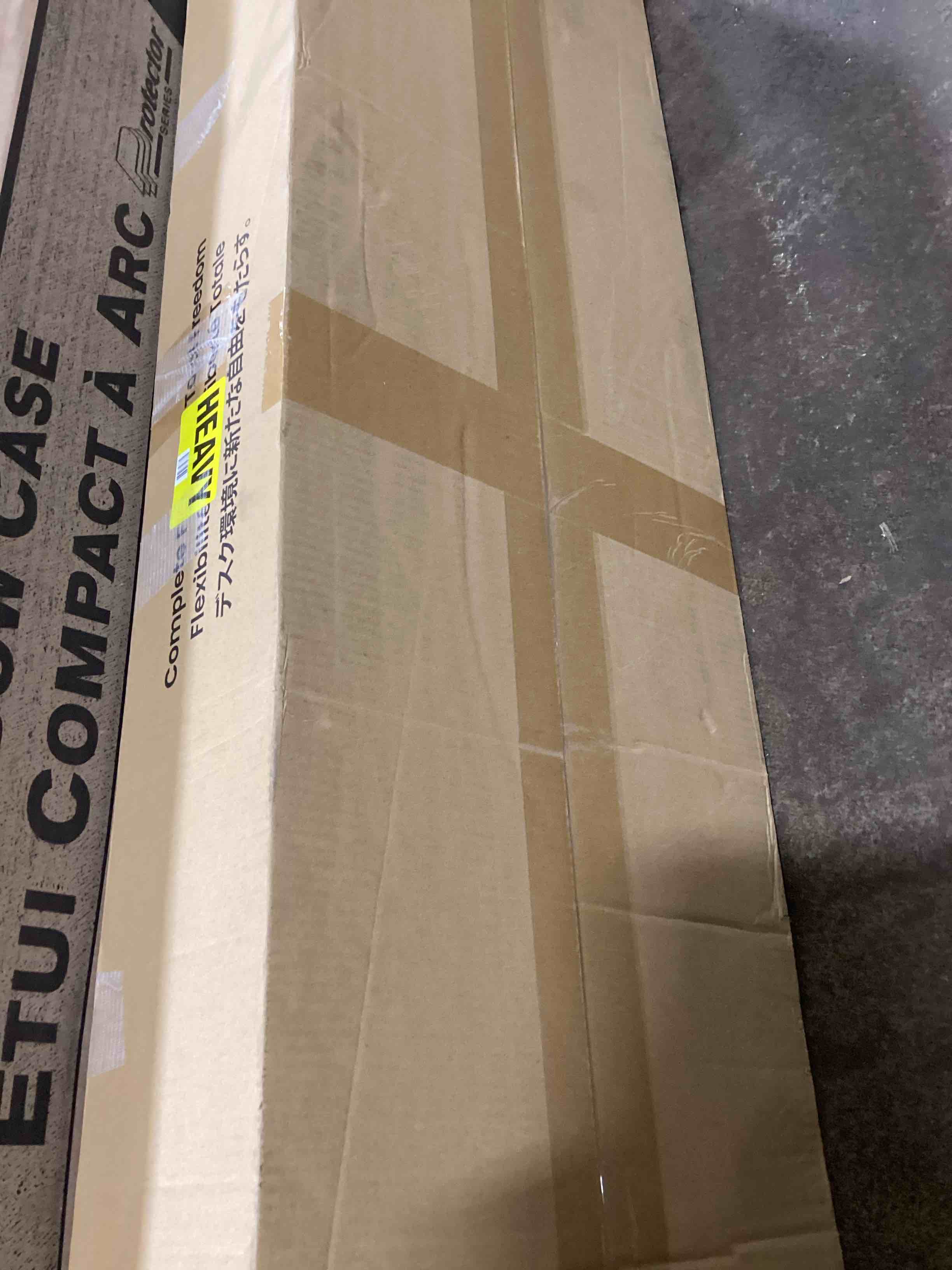 https://s3.amazonaws.com/lotting-images-prod/bidfta/RED6088125_1721830535526.jpeg