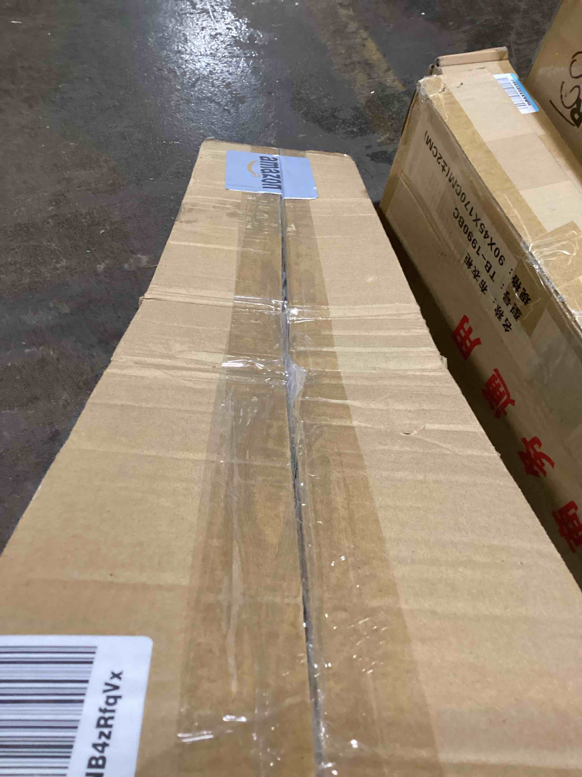 https://s3.amazonaws.com/lotting-images-prod/bidfta/RED6088132_1721831408000.jpeg