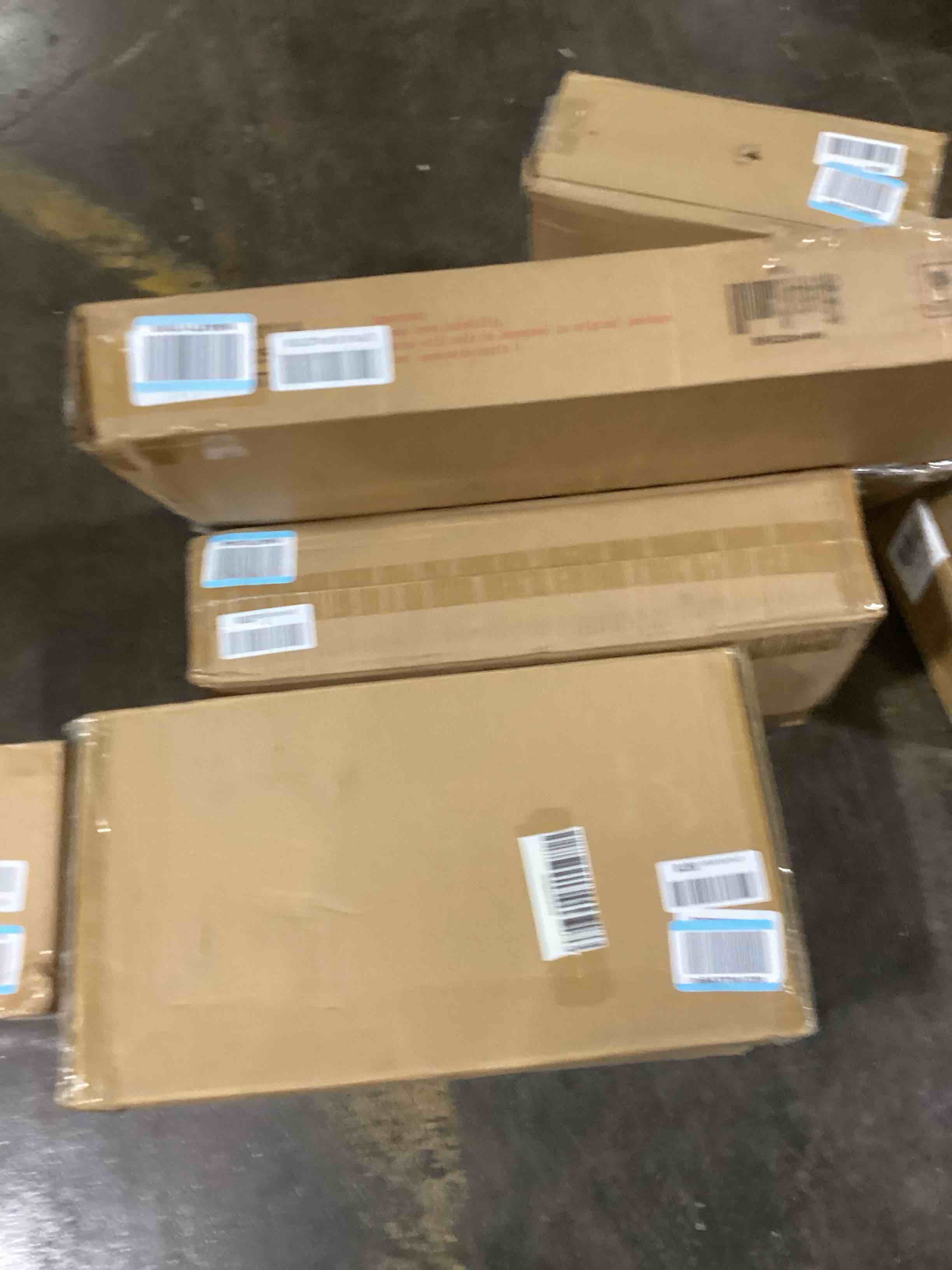 https://s3.amazonaws.com/lotting-images-prod/bidfta/RED6088918_1722346897006.jpeg