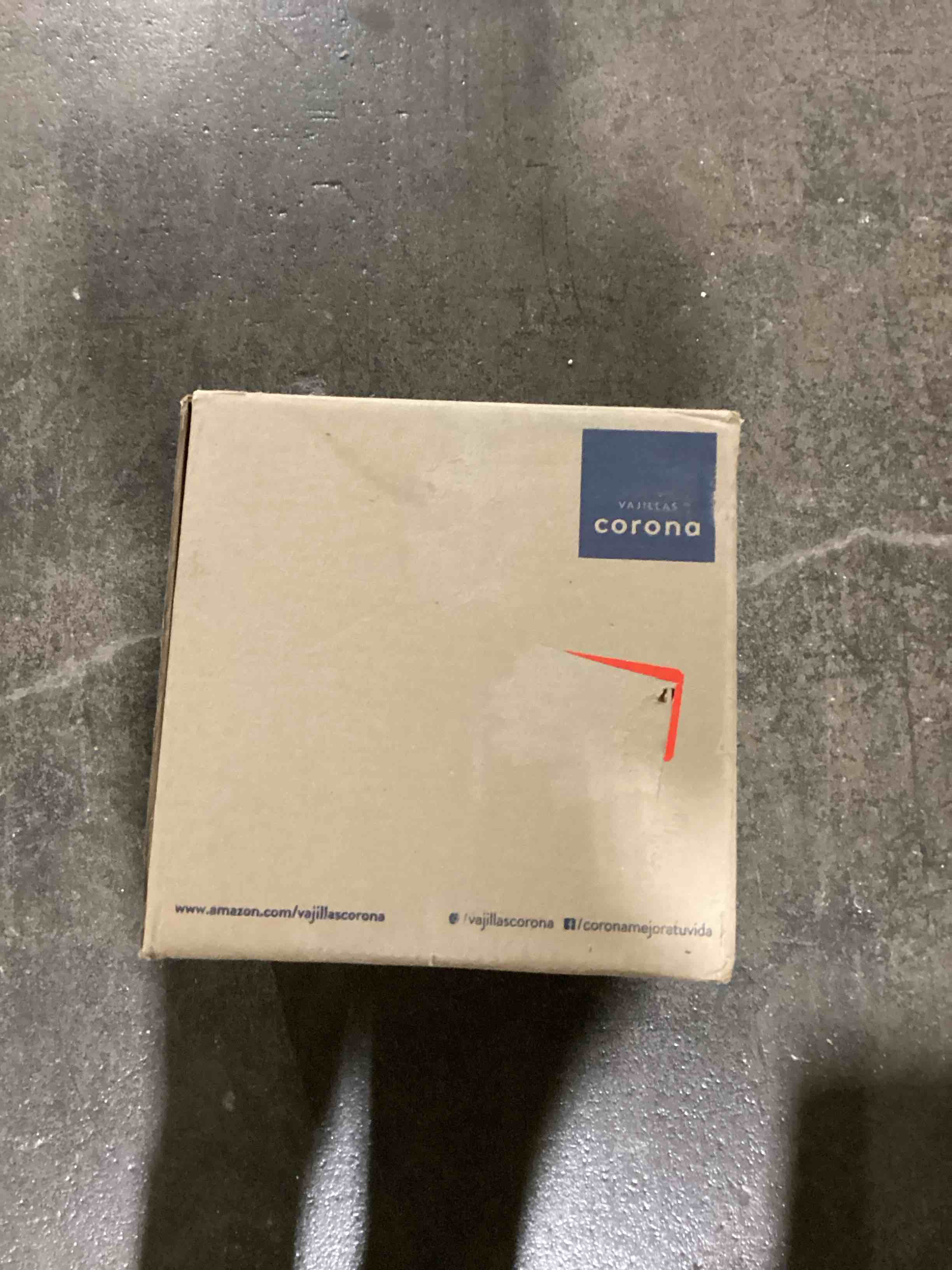 https://s3.amazonaws.com/lotting-images-prod/bidfta/RED6092480_1716574089157.jpeg