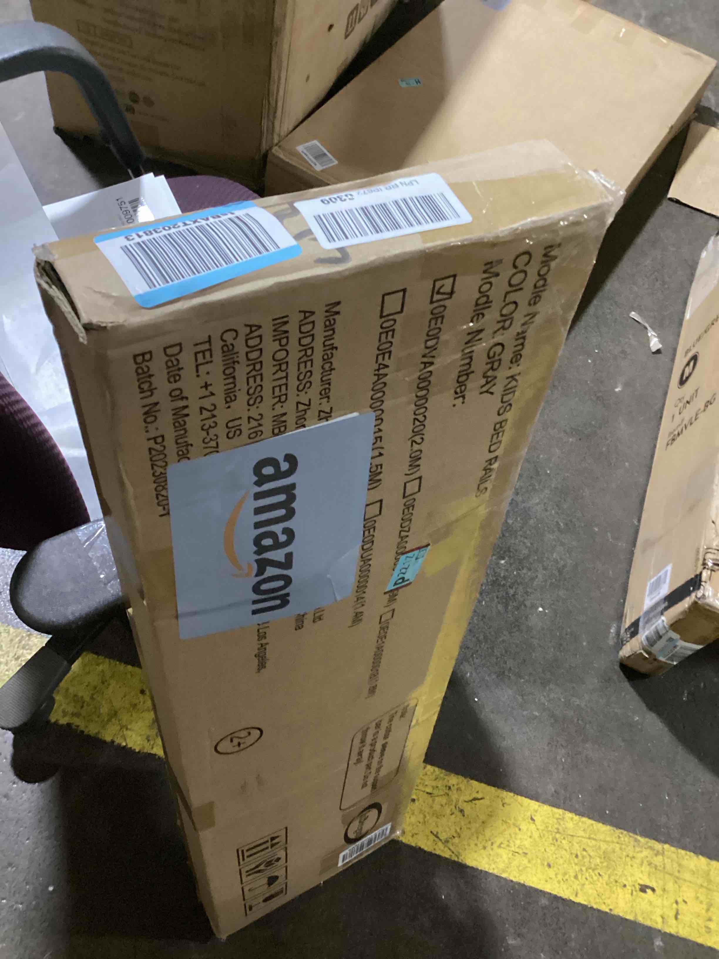 https://s3.amazonaws.com/lotting-images-prod/bidfta/RED6094297_1719840359805.jpeg