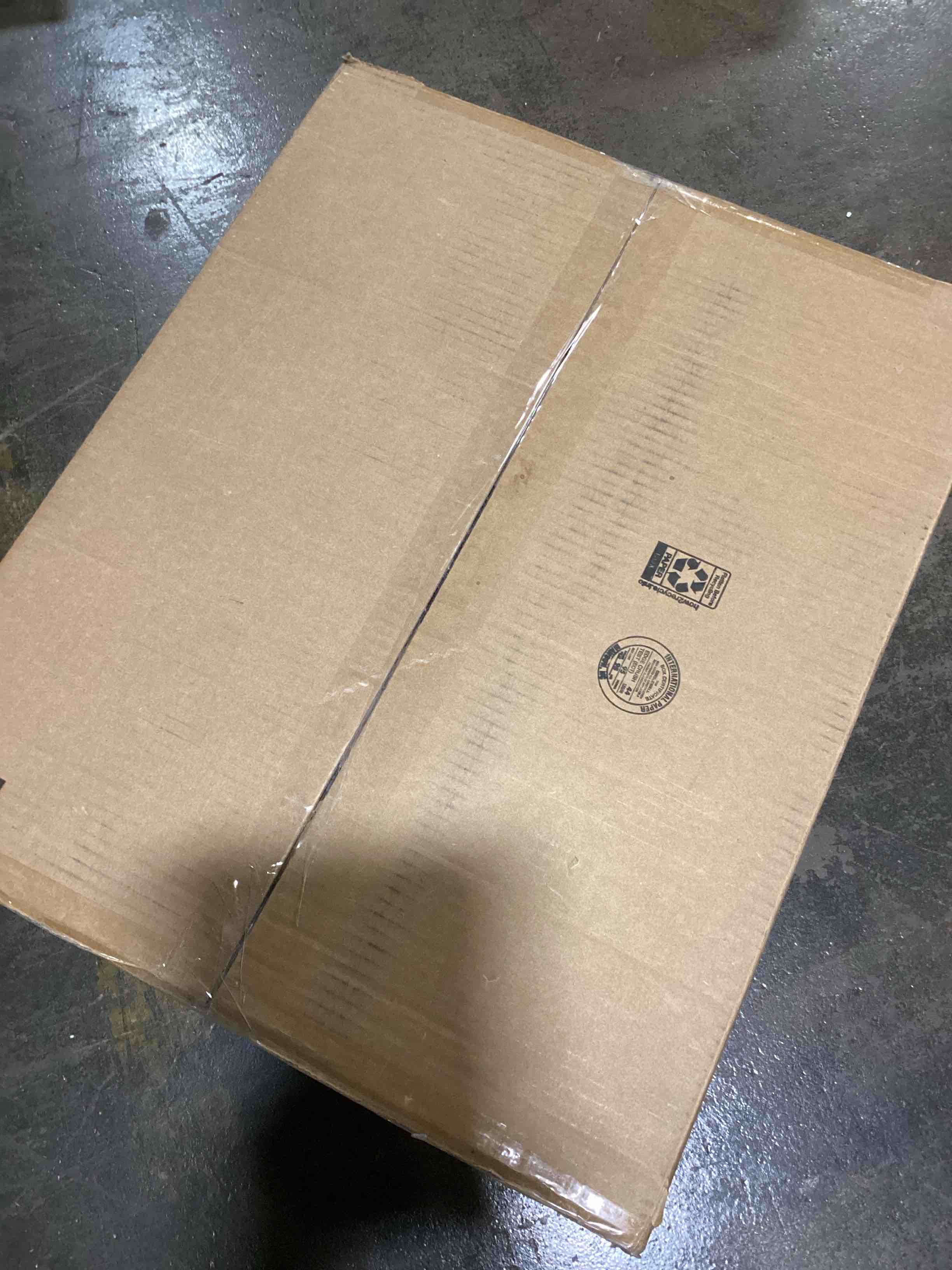 https://s3.amazonaws.com/lotting-images-prod/bidfta/RED6095687_1716217251199.jpeg