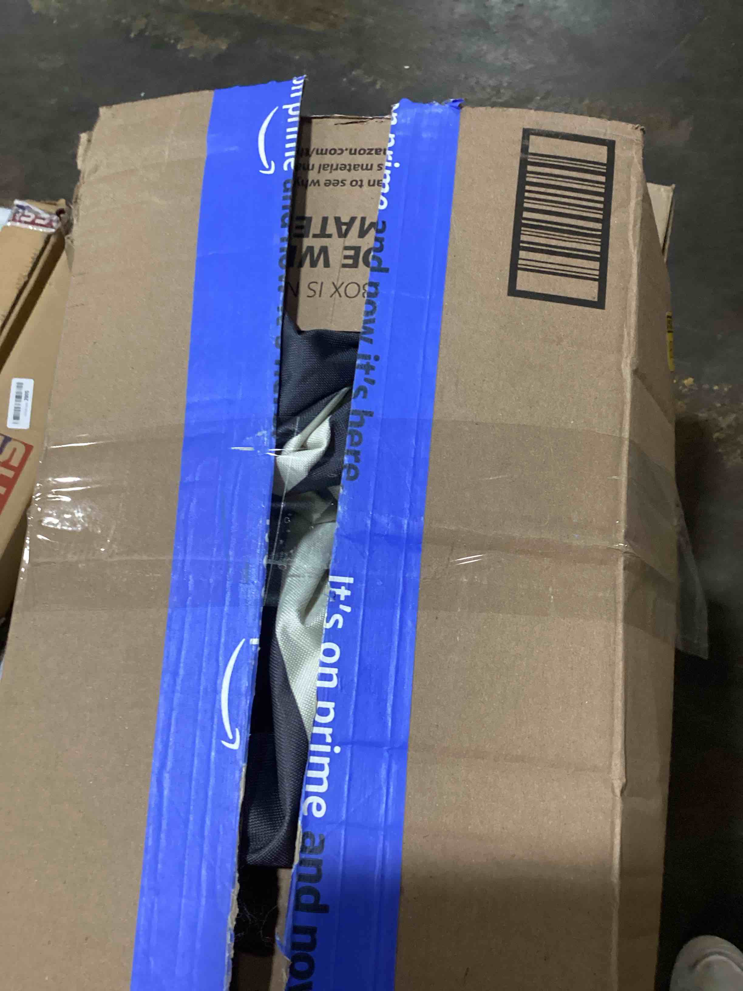 https://s3.amazonaws.com/lotting-images-prod/bidfta/RED6095703_1716304615417.jpeg