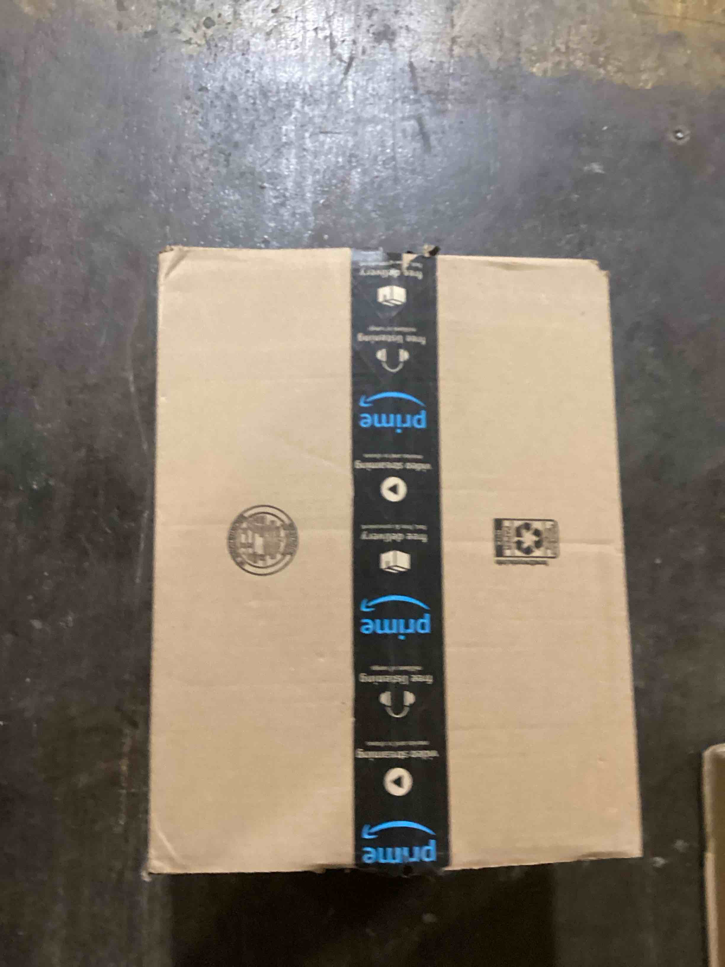 https://s3.amazonaws.com/lotting-images-prod/bidfta/RED6095736_1716311859929.jpeg