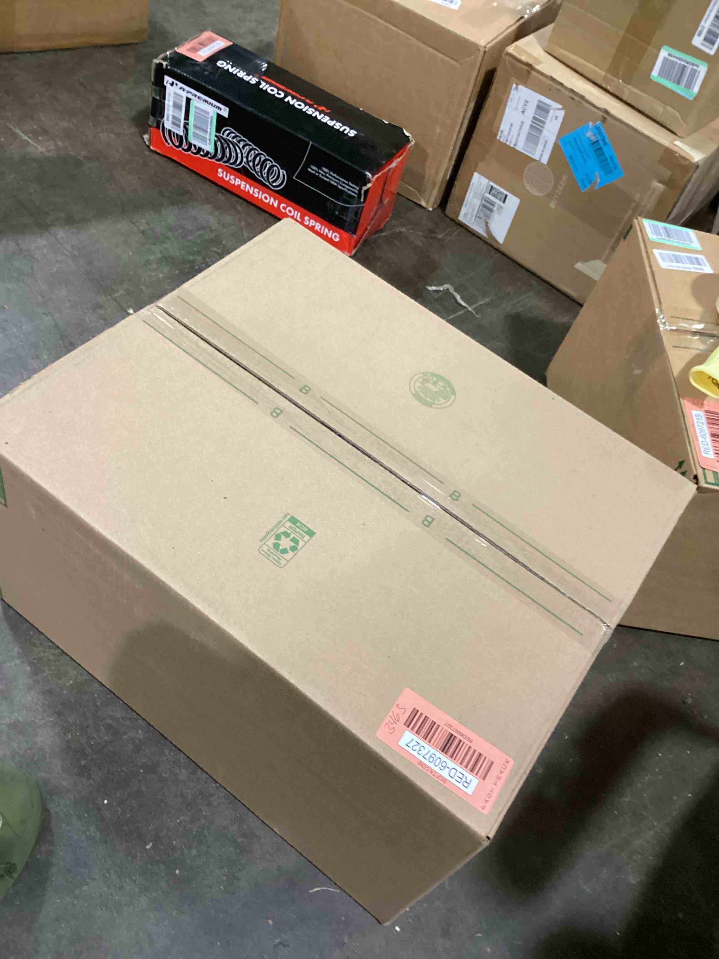 https://s3.amazonaws.com/lotting-images-prod/bidfta/RED6097327_1714746098125.jpeg