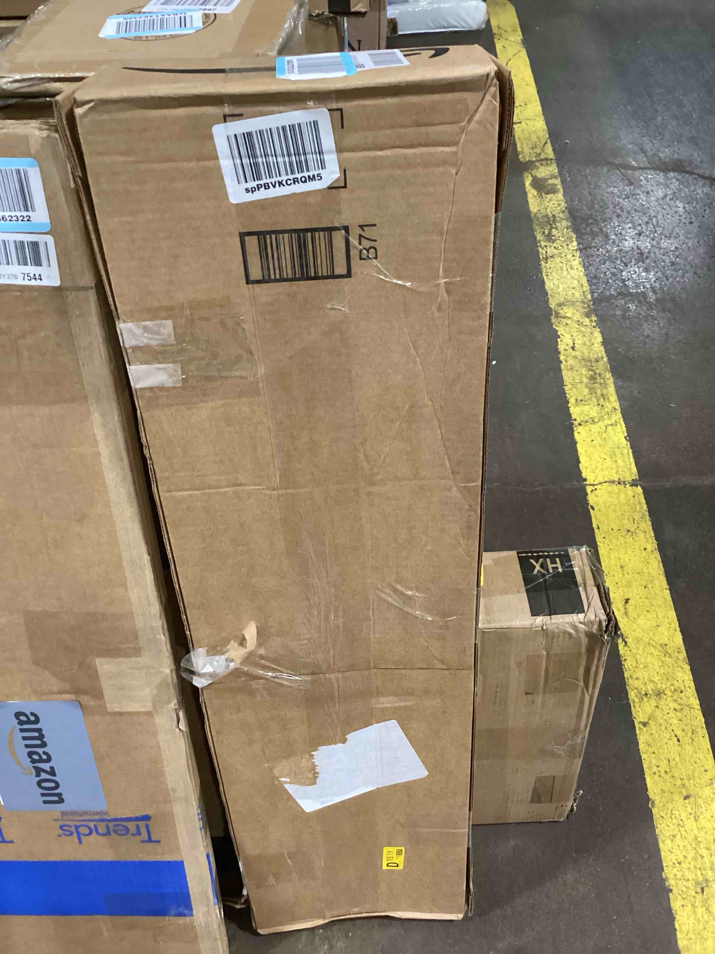 https://s3.amazonaws.com/lotting-images-prod/bidfta/RED6097462_1714760139771.jpeg