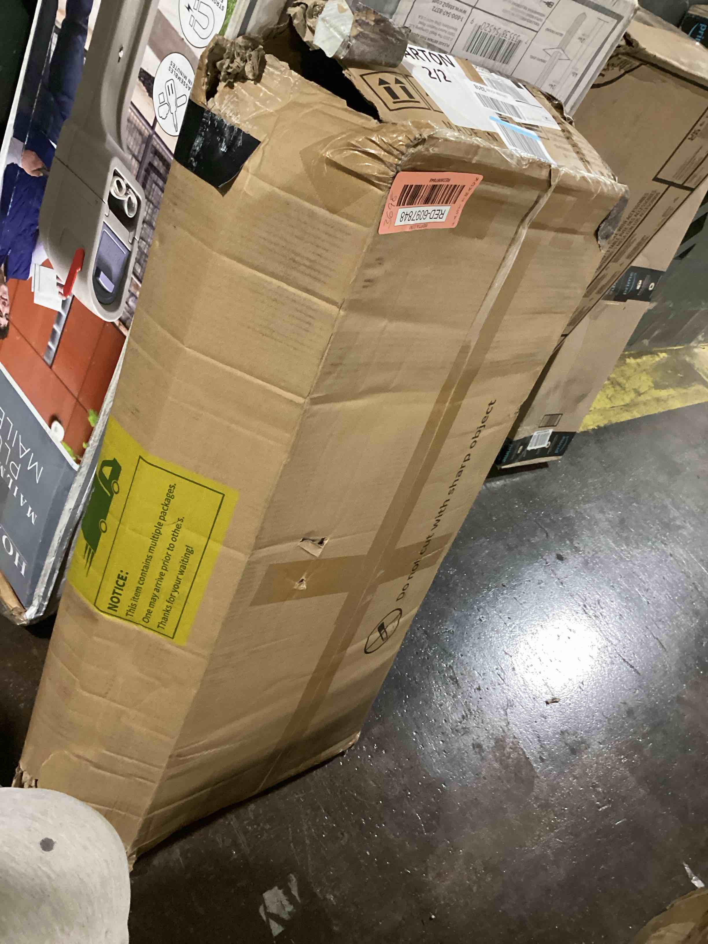 https://s3.amazonaws.com/lotting-images-prod/bidfta/RED6097848_1715611488237.jpeg
