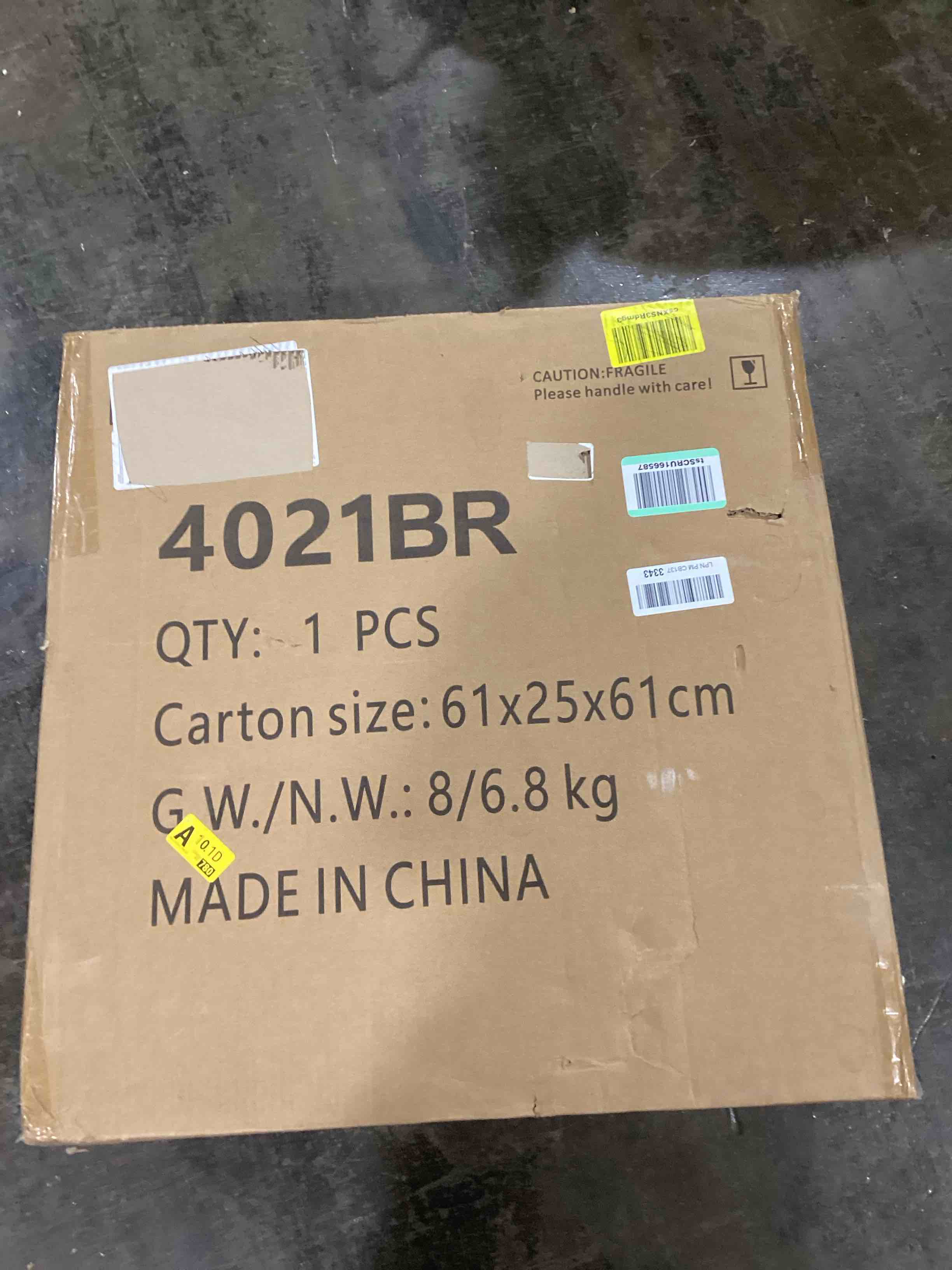 https://s3.amazonaws.com/lotting-images-prod/bidfta/RED6098289_1716560979025.jpeg
