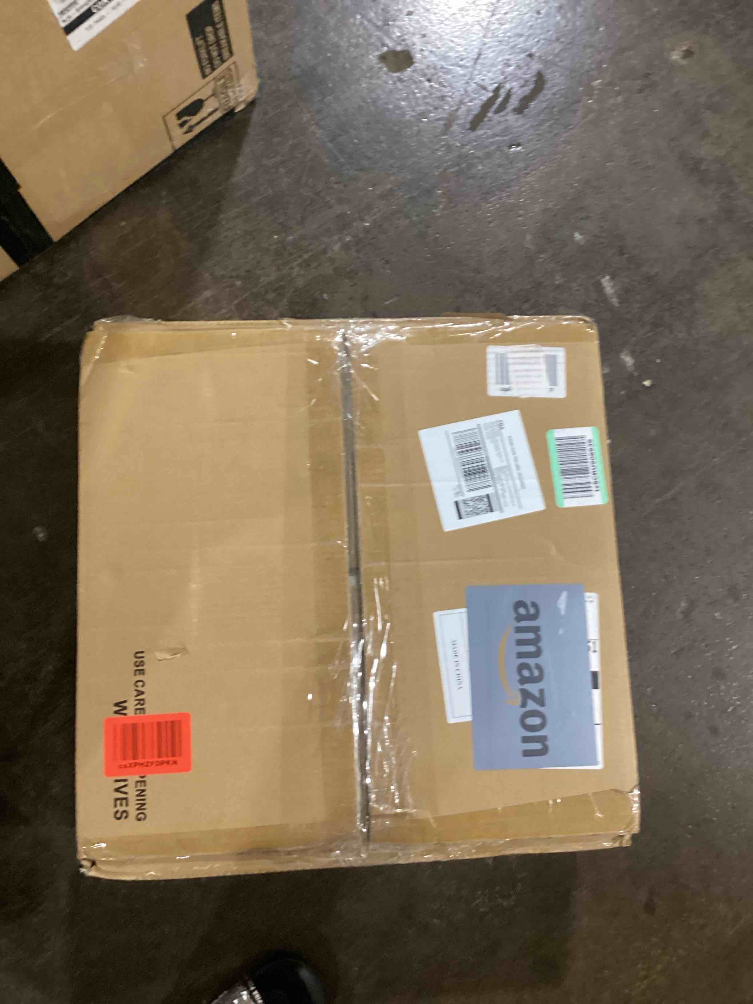 https://s3.amazonaws.com/lotting-images-prod/bidfta/RED6098314_1716570441208.jpeg