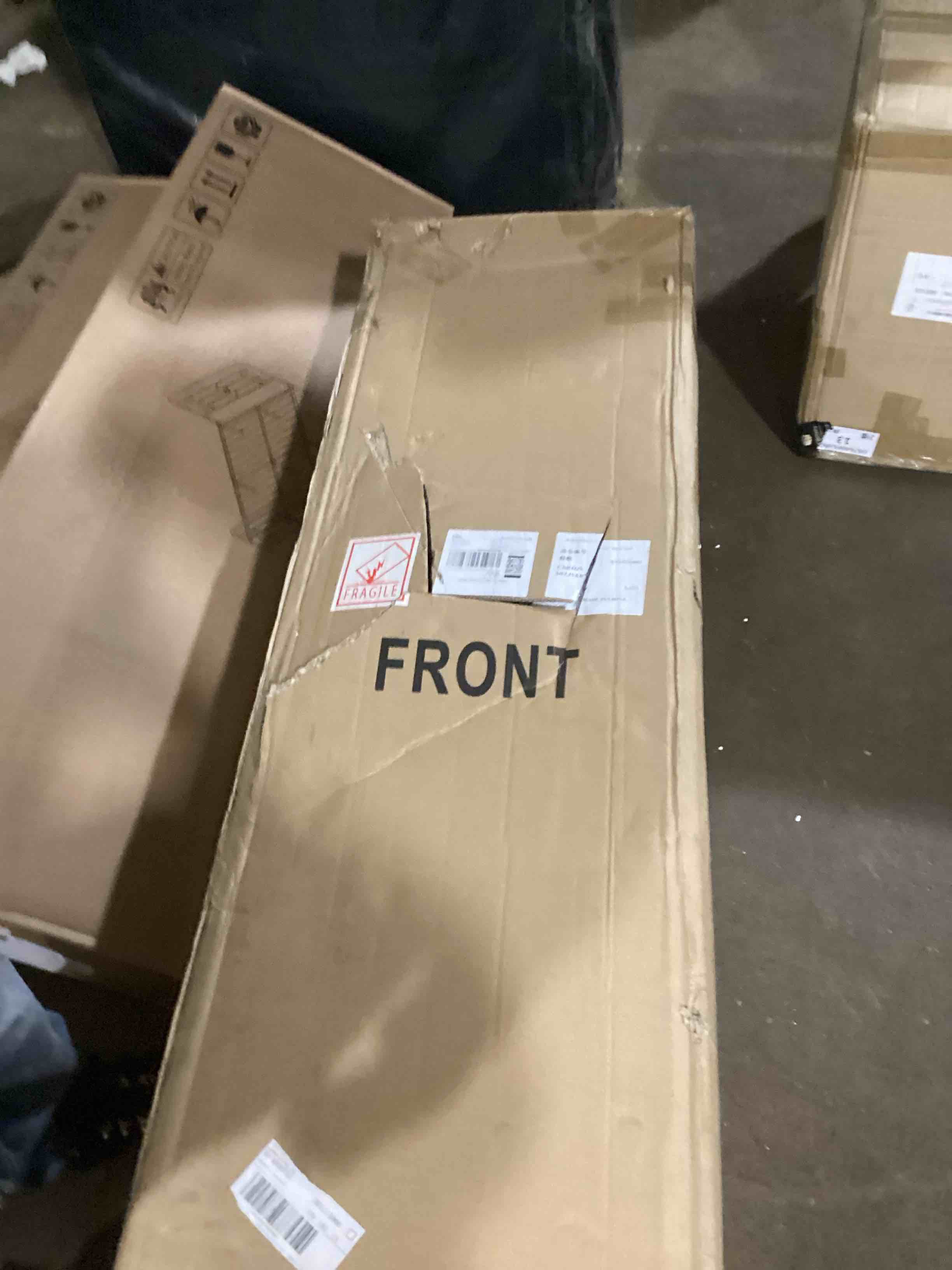 https://s3.amazonaws.com/lotting-images-prod/bidfta/RED6098682_1717535664085.jpeg