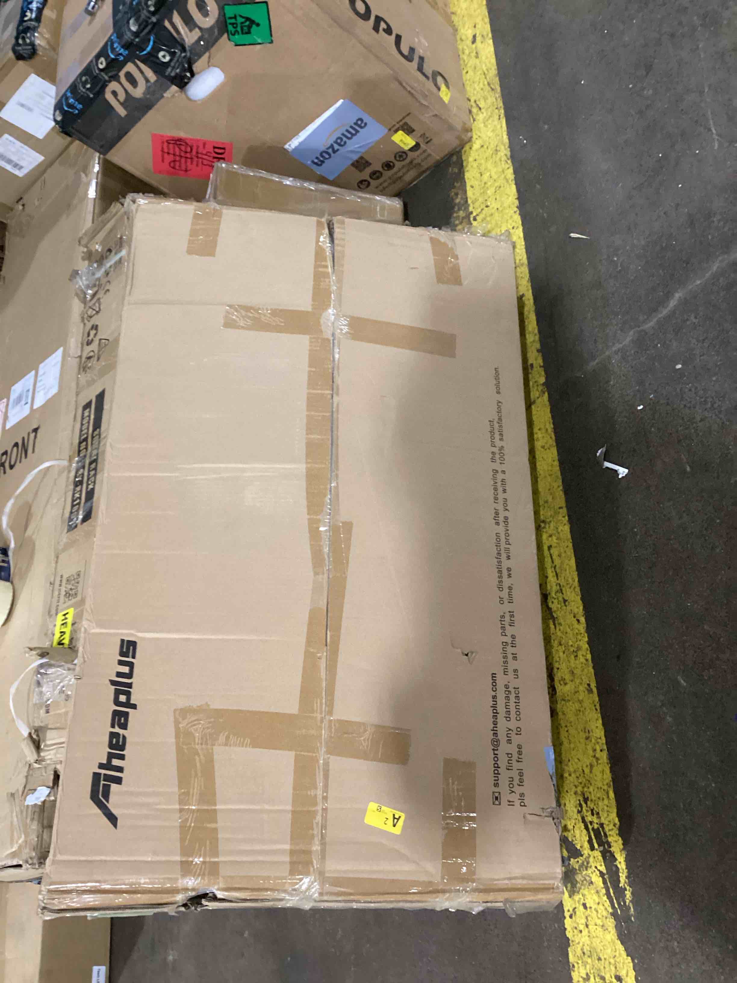 https://s3.amazonaws.com/lotting-images-prod/bidfta/RED6098692_1717532025946.jpeg
