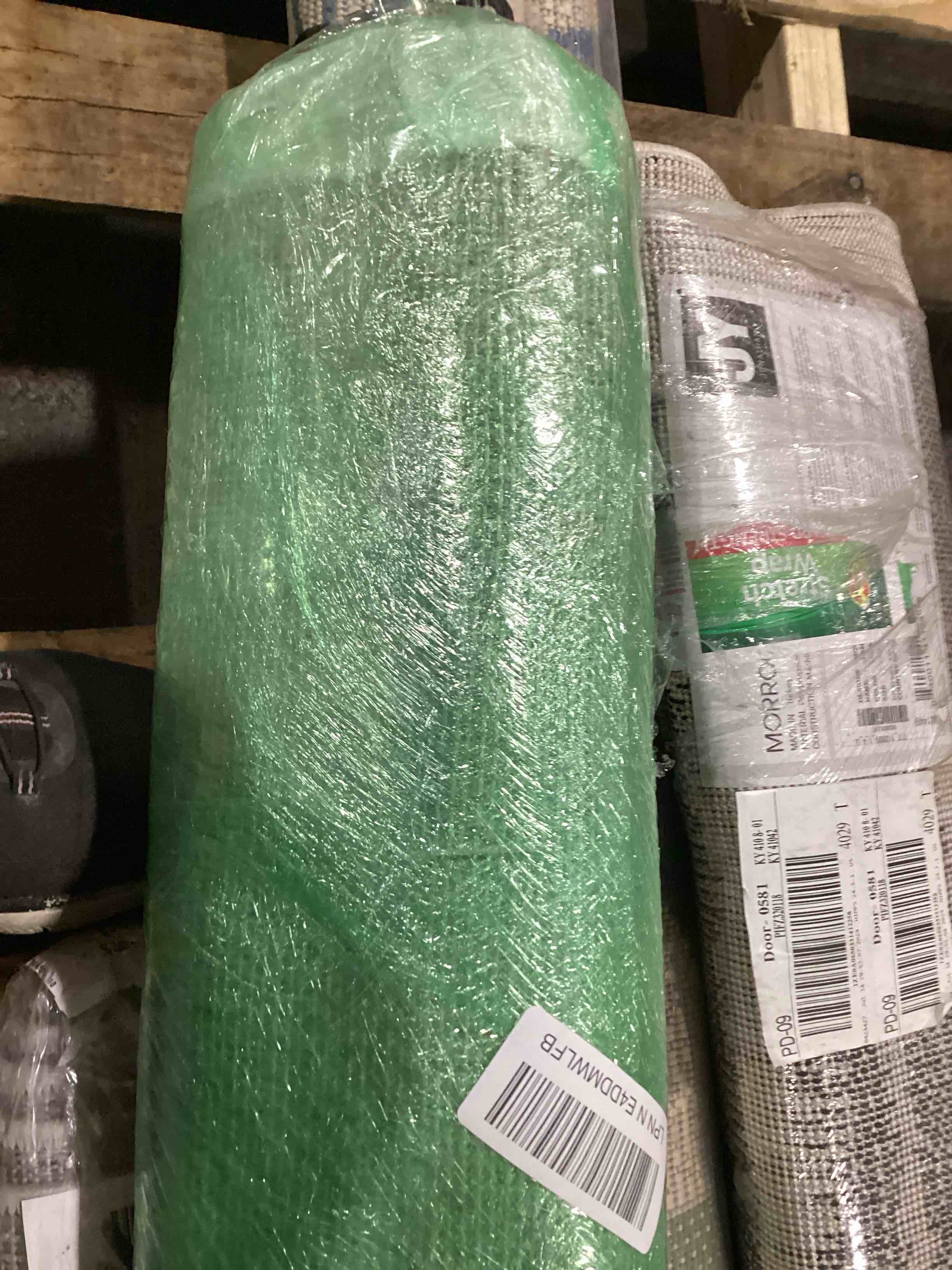 https://s3.amazonaws.com/lotting-images-prod/bidfta/RED6099147_1722609956392.jpeg