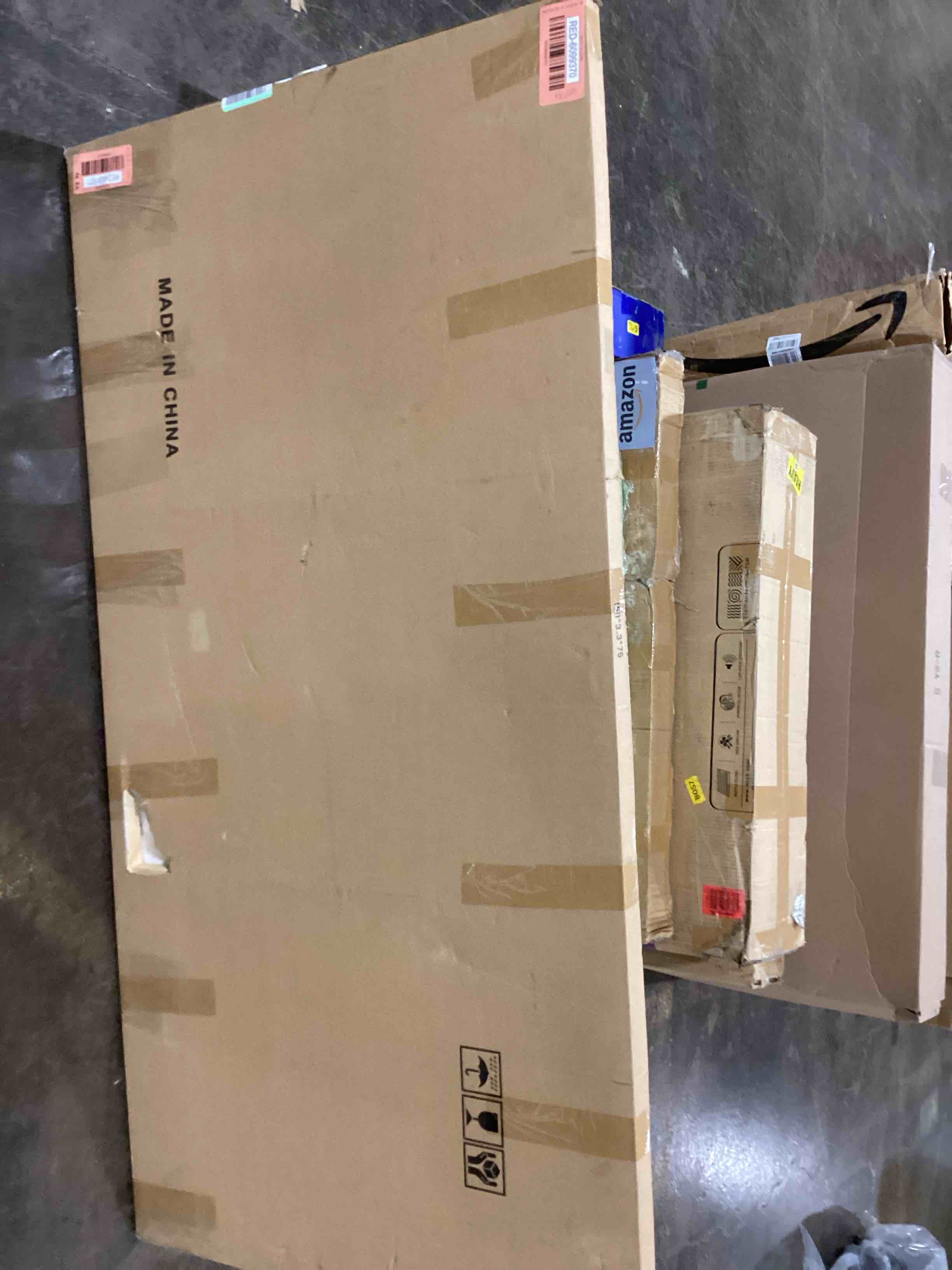 https://s3.amazonaws.com/lotting-images-prod/bidfta/RED6099370_1718631076742.jpeg