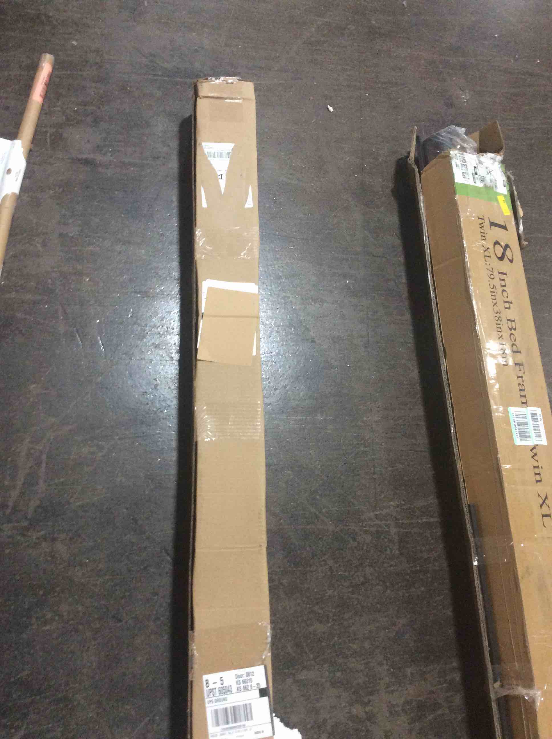 https://s3.amazonaws.com/lotting-images-prod/bidfta/RED6101938_1717594640151.jpeg