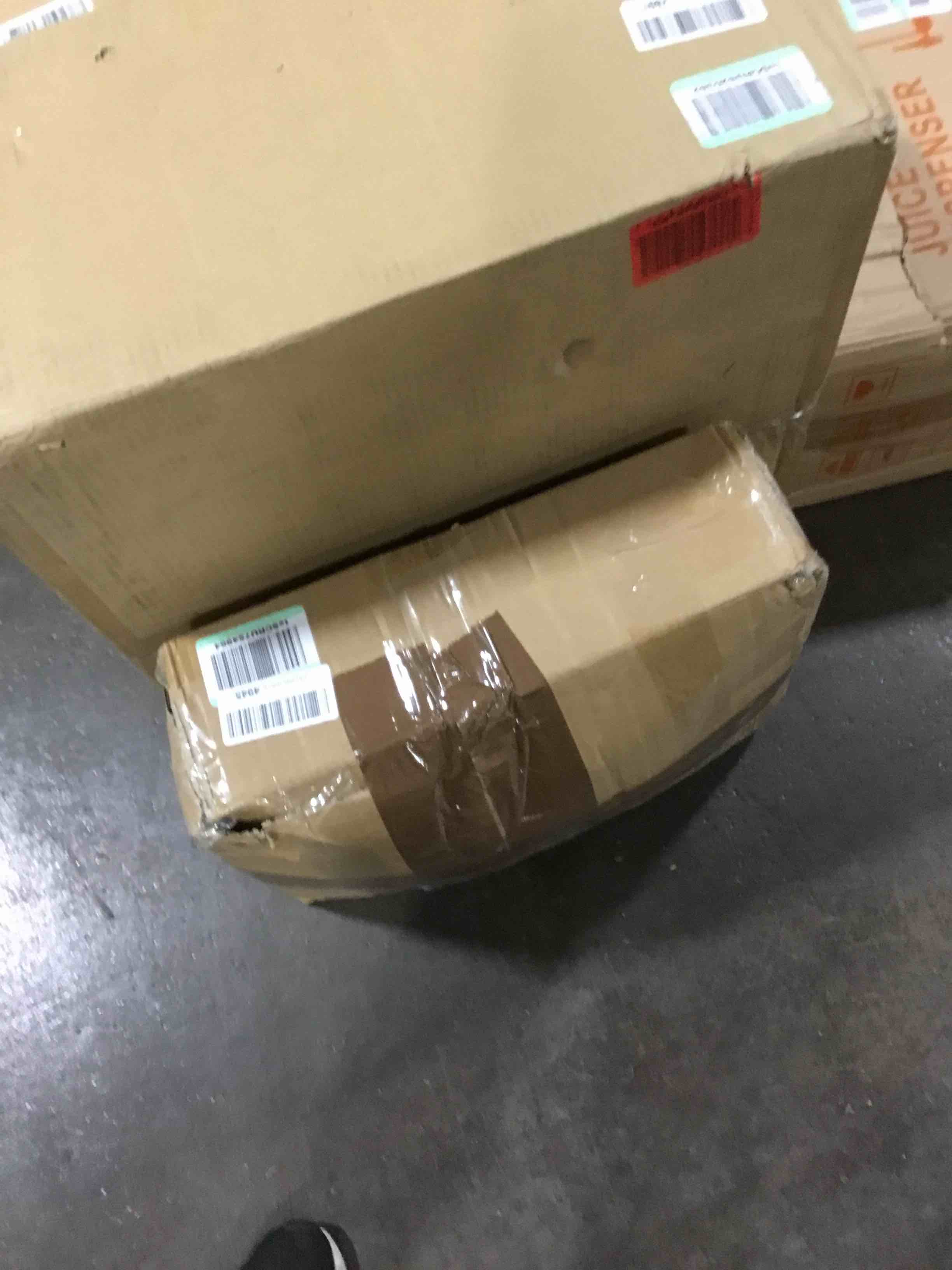 https://s3.amazonaws.com/lotting-images-prod/bidfta/RED6102155_1718725562179.jpeg