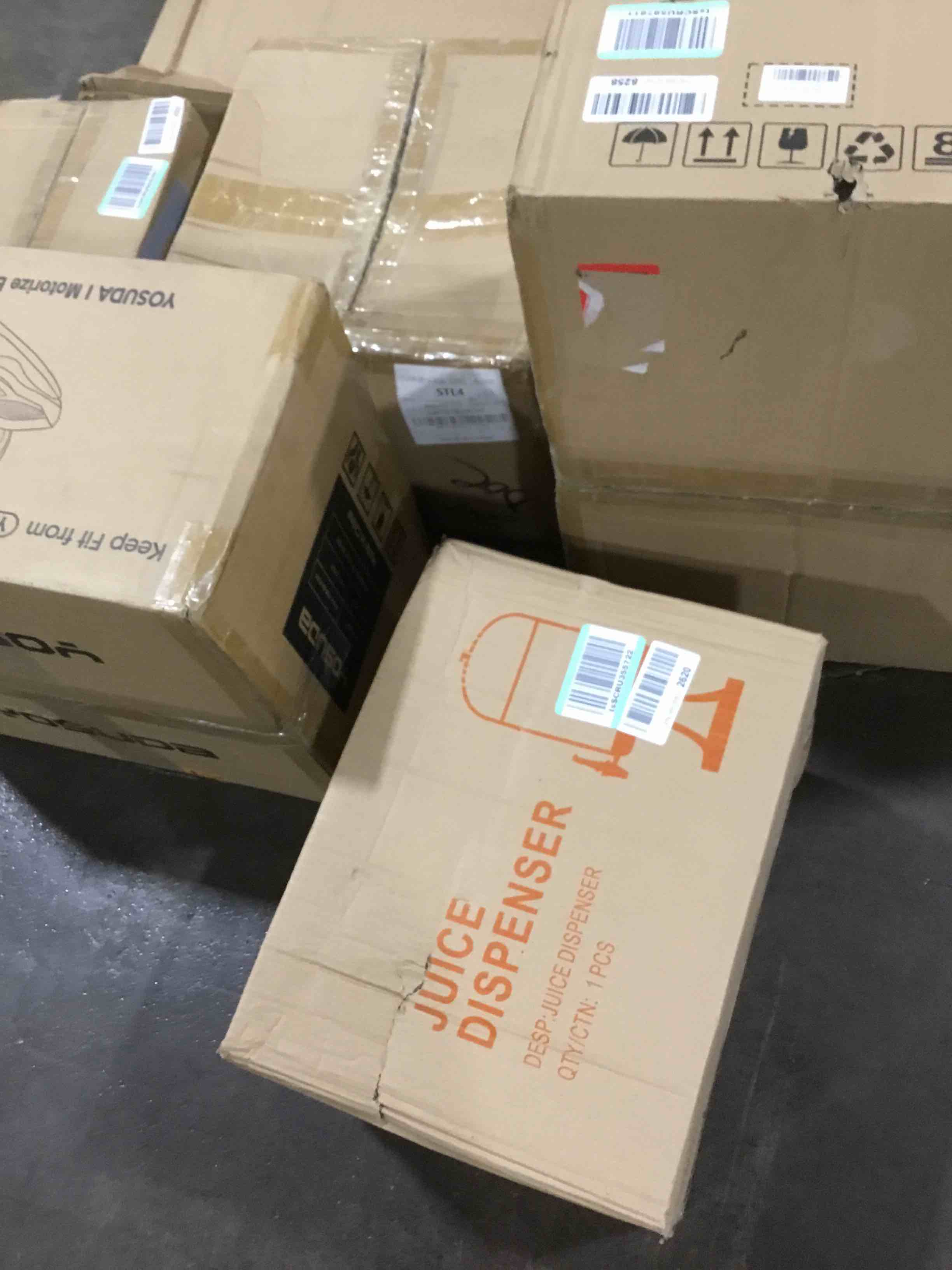https://s3.amazonaws.com/lotting-images-prod/bidfta/RED6102157_1718725797953.jpeg