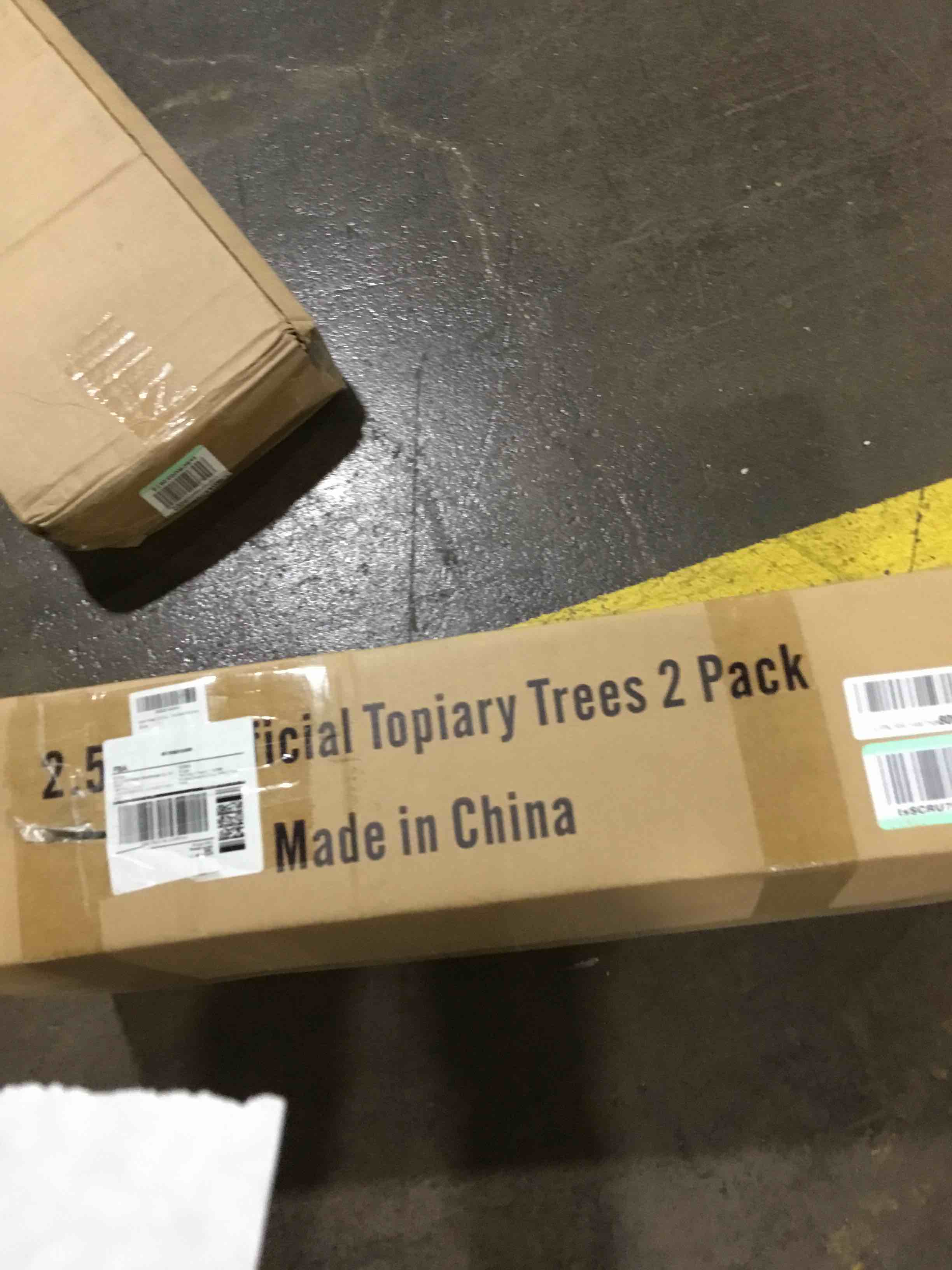 https://s3.amazonaws.com/lotting-images-prod/bidfta/RED6102165_1718728977215.jpeg