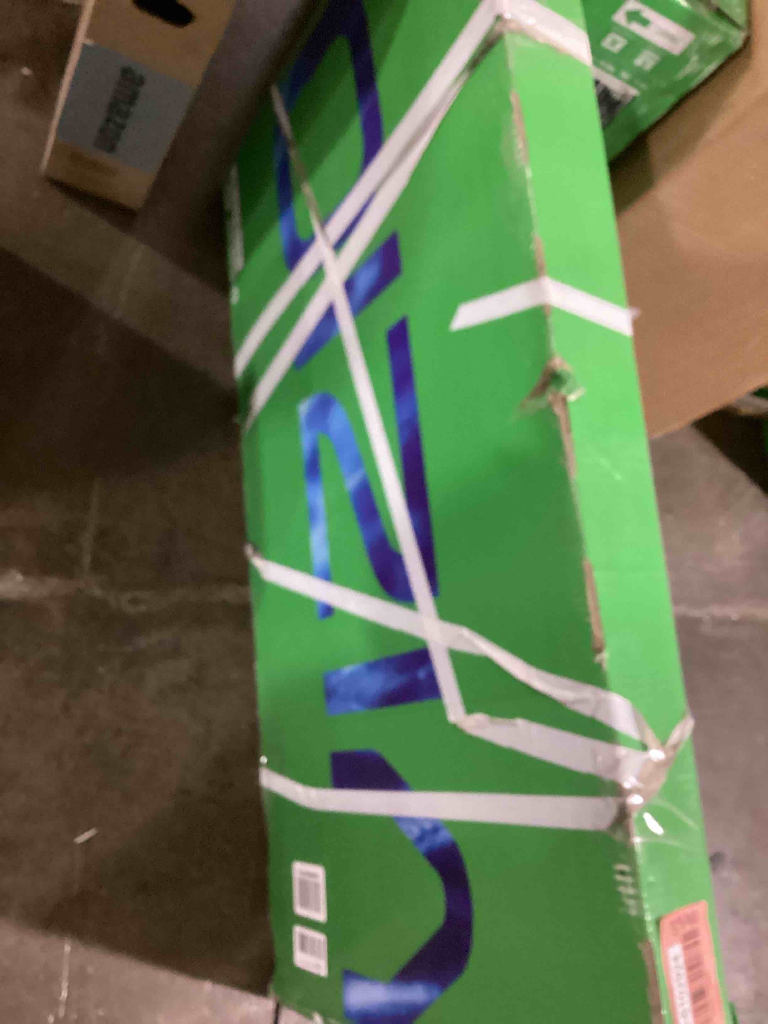 https://s3.amazonaws.com/lotting-images-prod/bidfta/RED6102924_1715089255671.jpeg